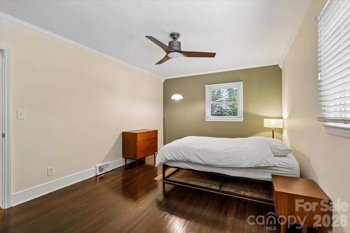 4640 Town And Country Drive — Charlotte