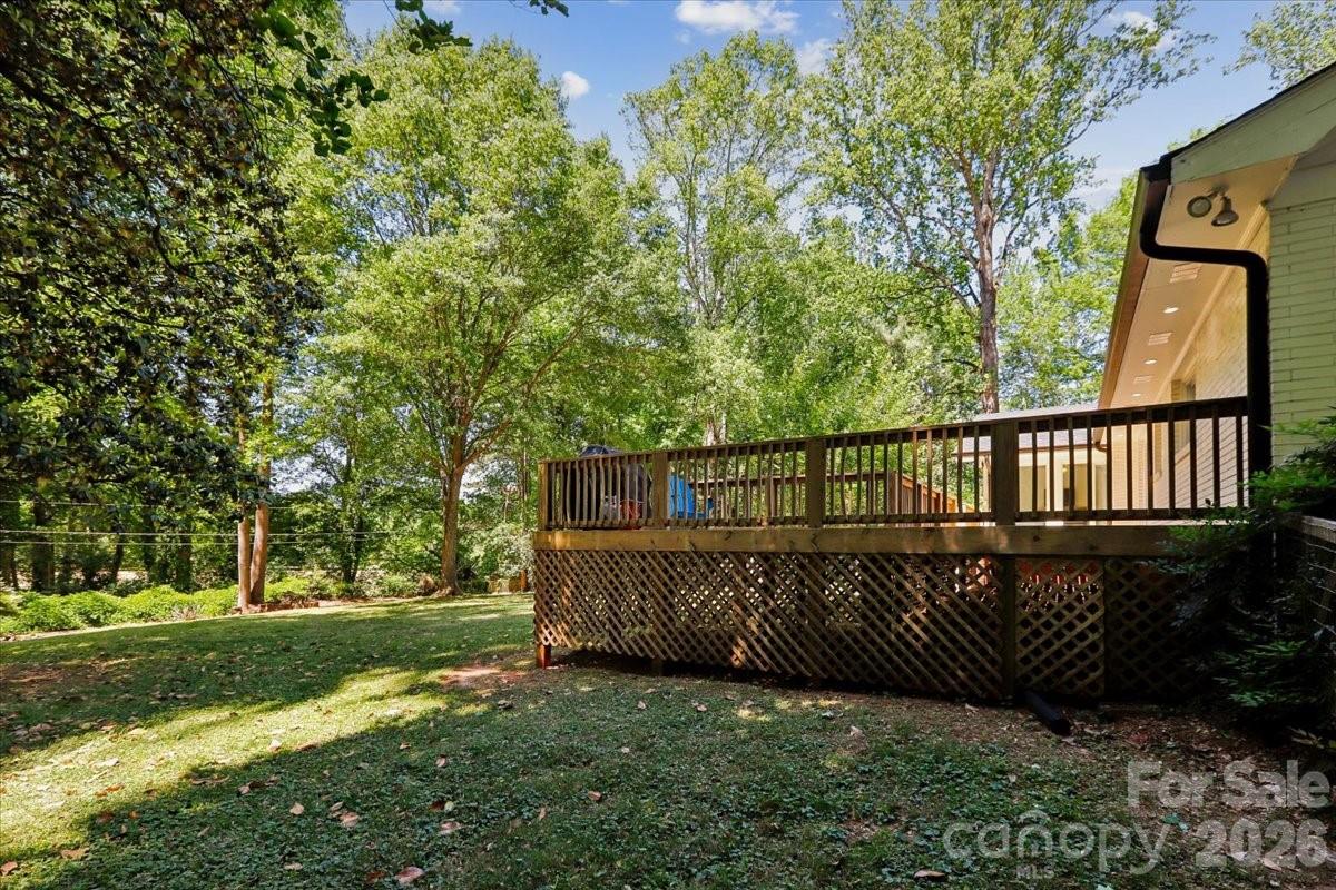 4640 Town And Country Drive — Charlotte