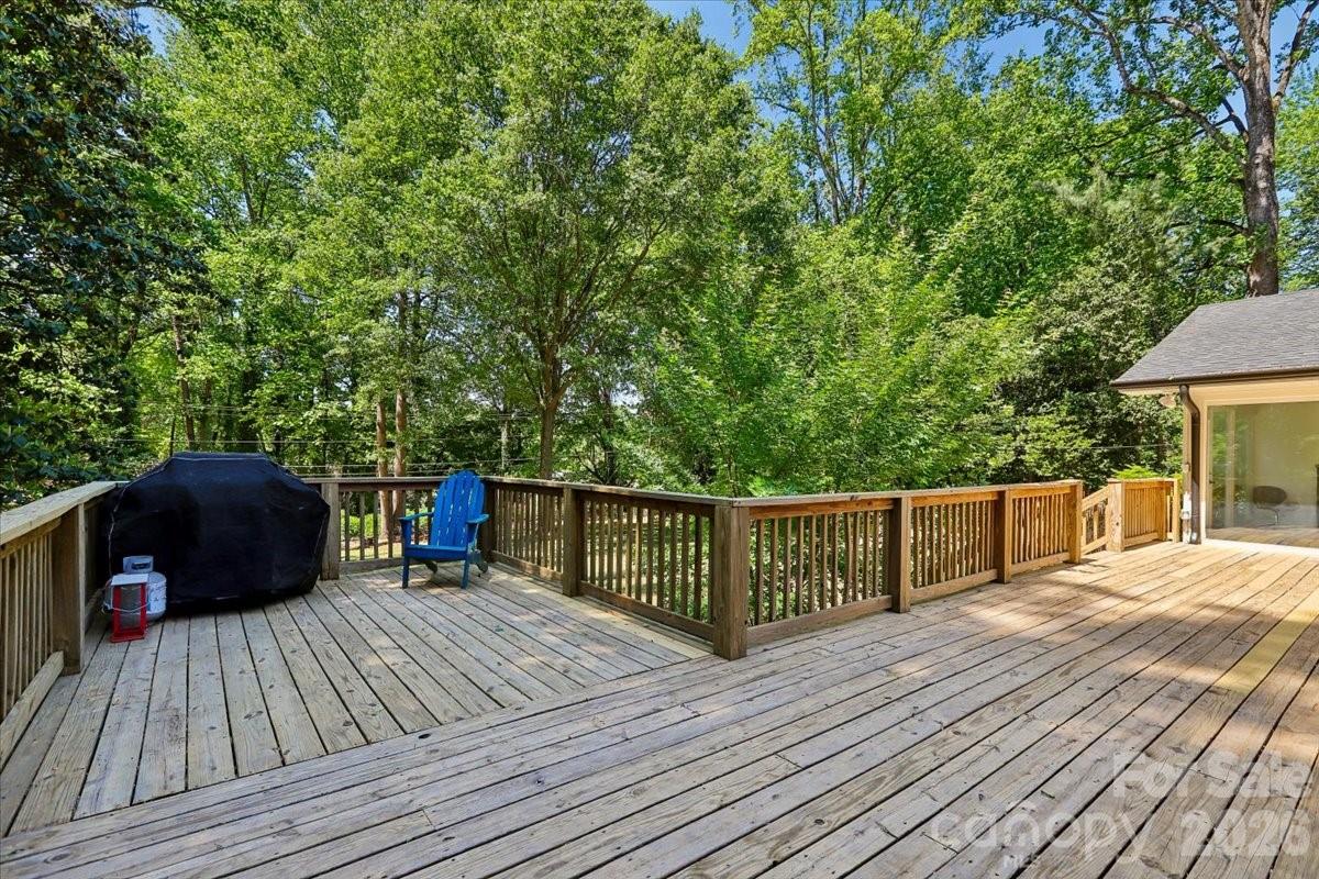 4640 Town And Country Drive — Charlotte