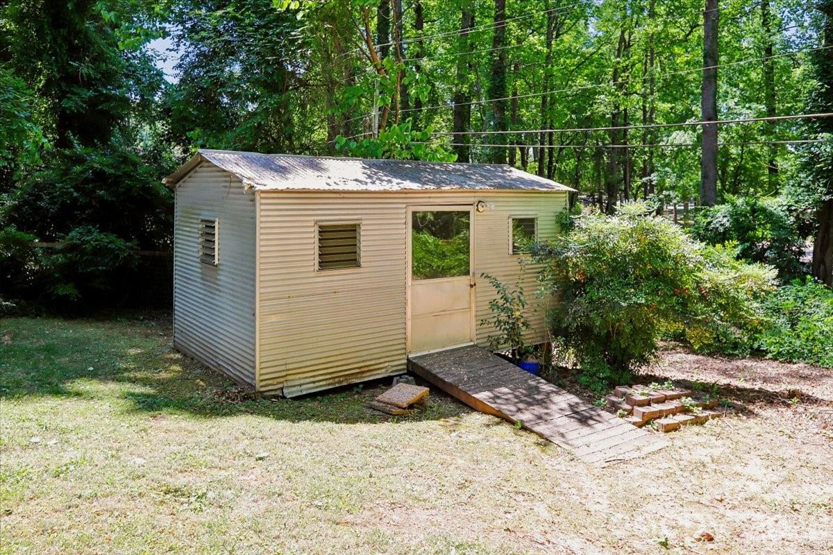 4640 Town And Country Drive — Charlotte