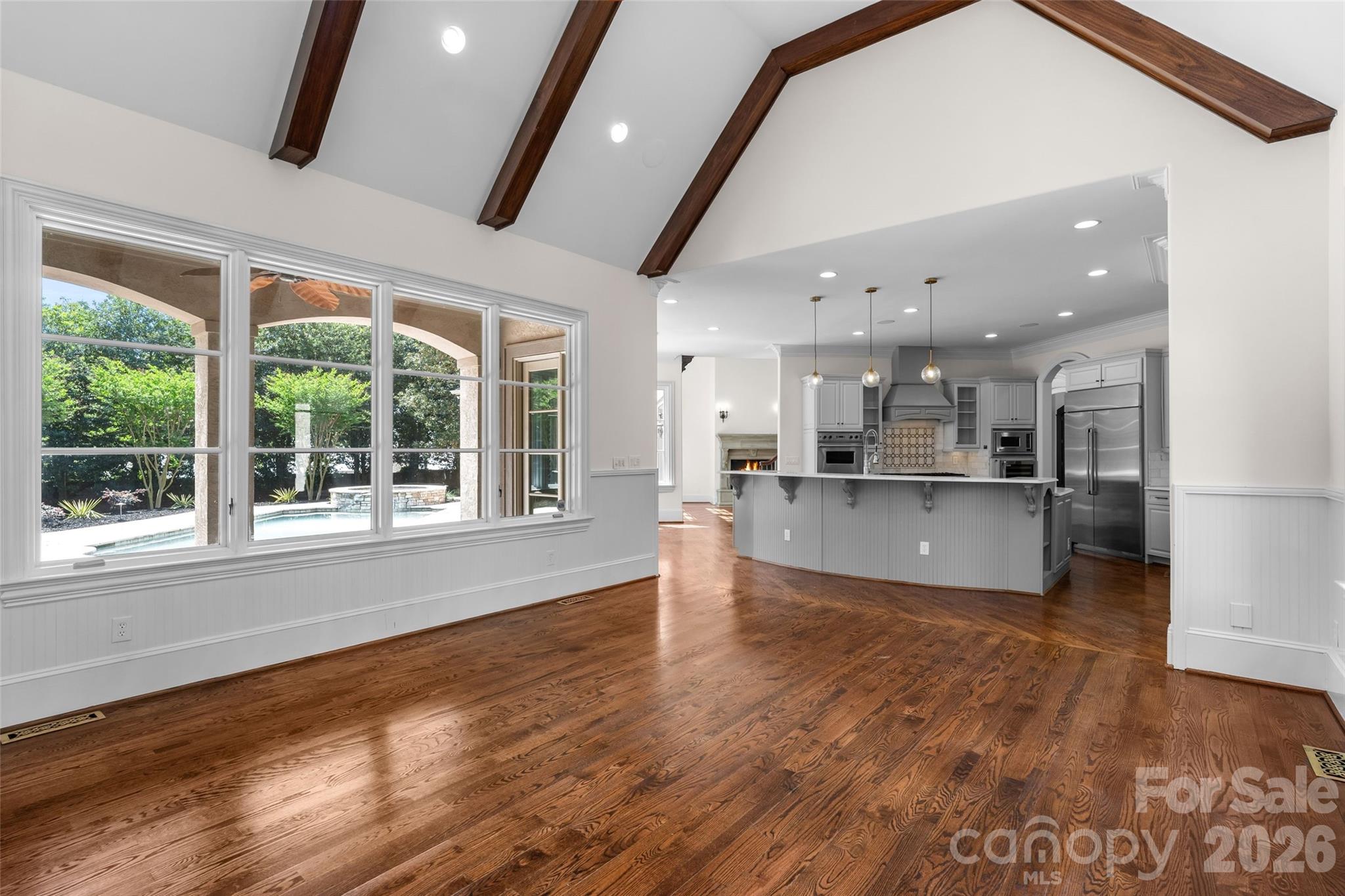 8600 Fairview Road — Charlotte