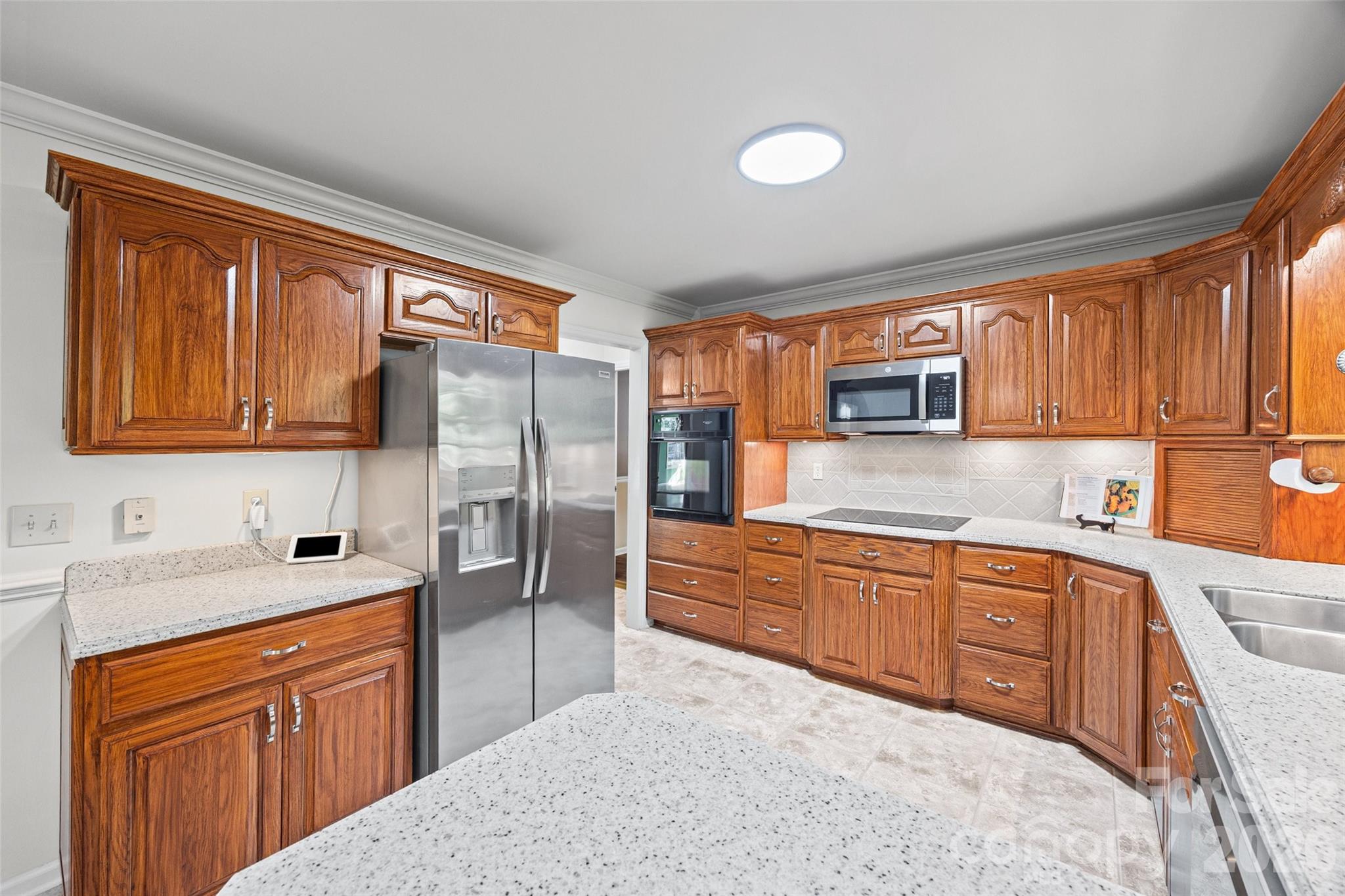 4307 Edgeland Road — Edgemoor