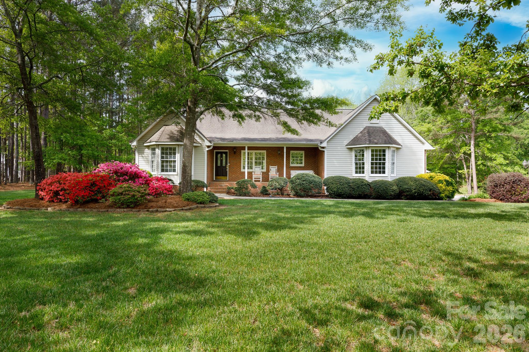 4307 Edgeland Road — Edgemoor