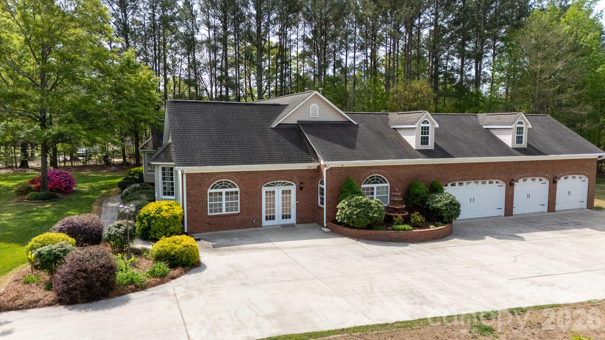 4307 Edgeland Road — Edgemoor