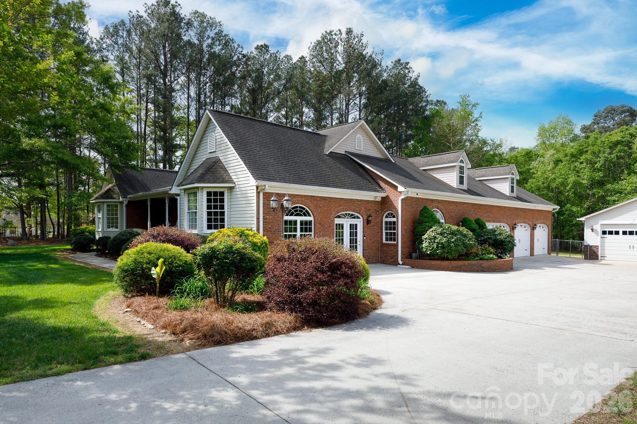 4307 Edgeland Road — Edgemoor