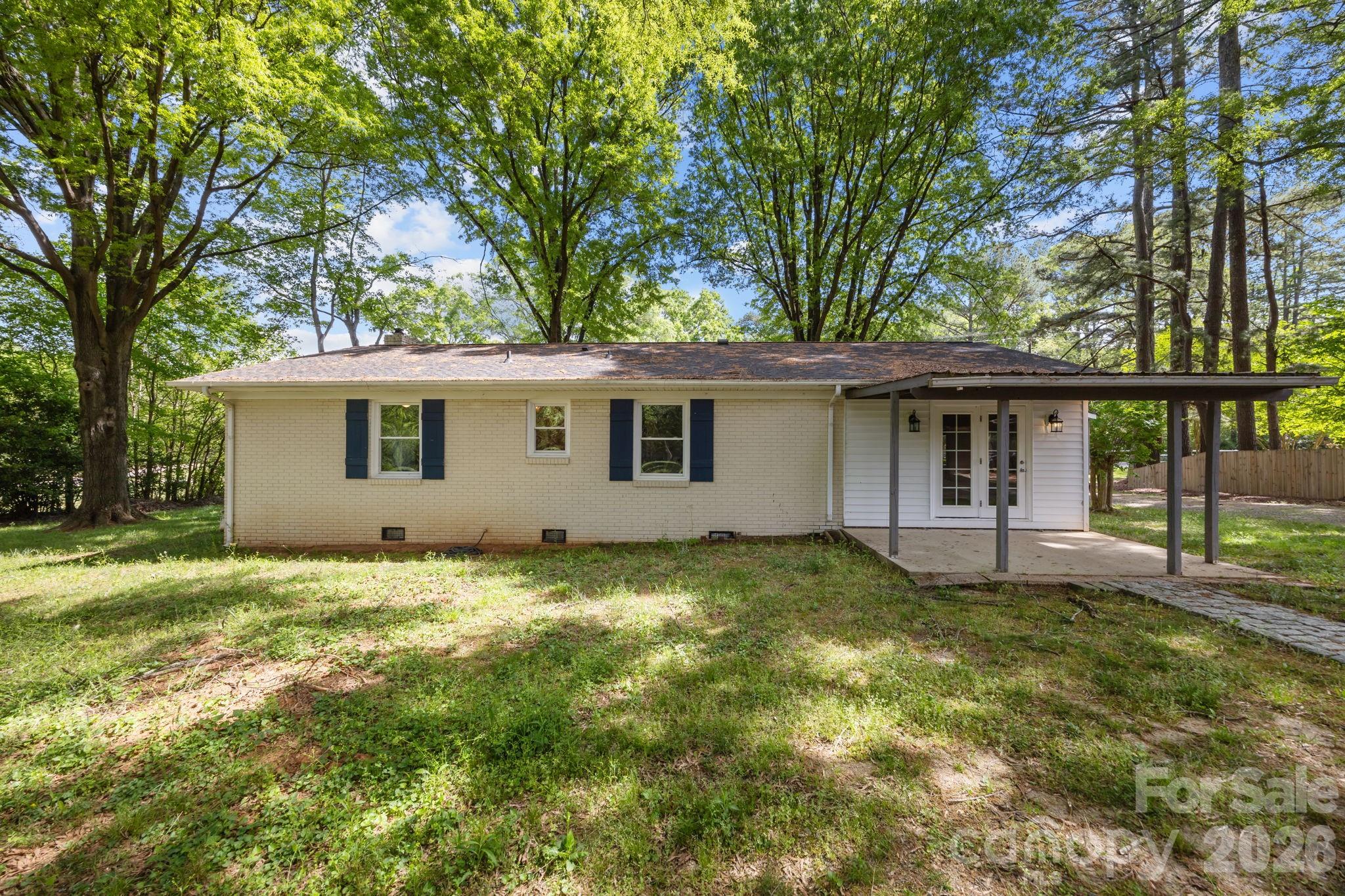 19041 Davidson Concord Road — Davidson