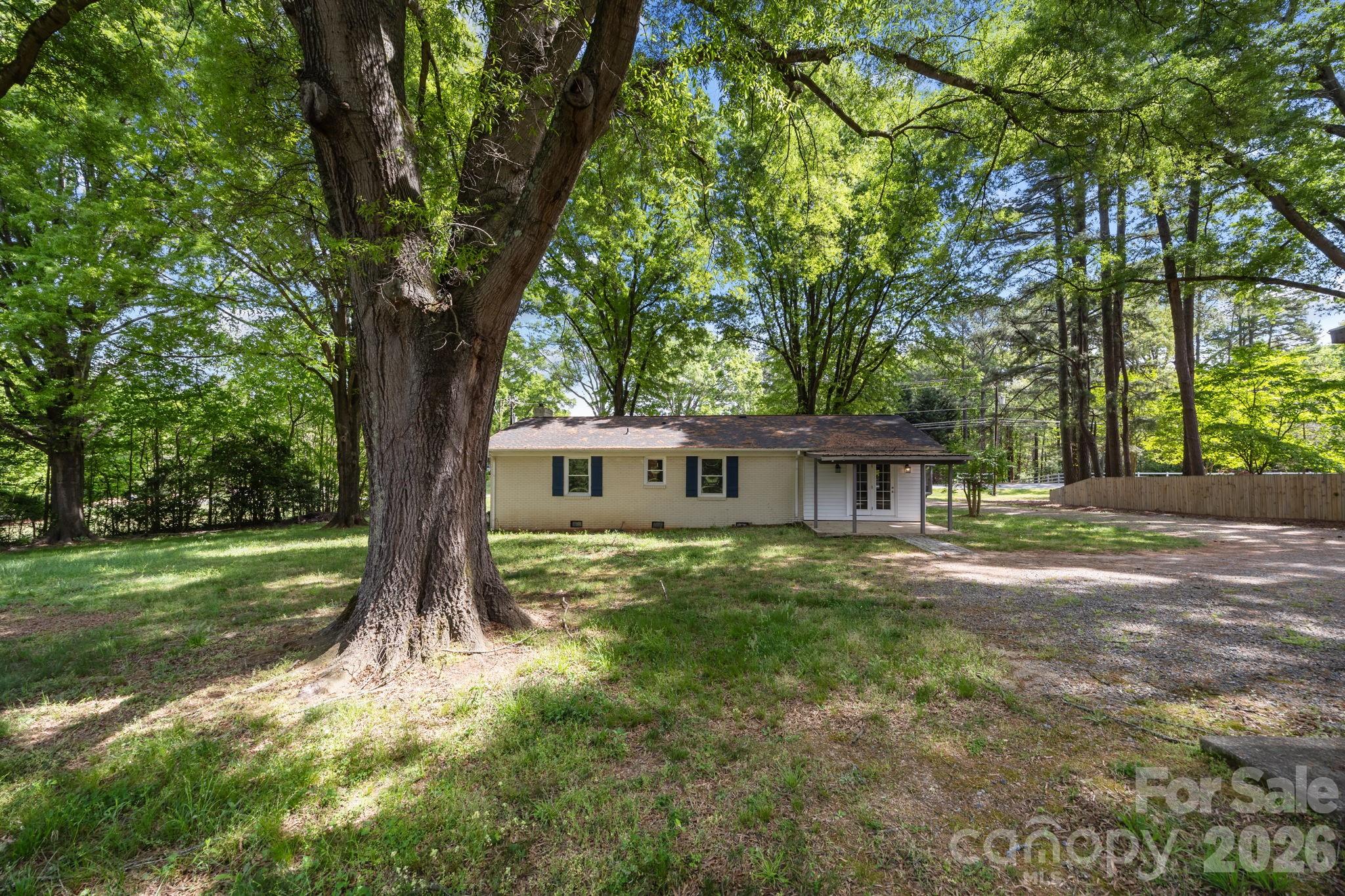 19041 Davidson Concord Road — Davidson
