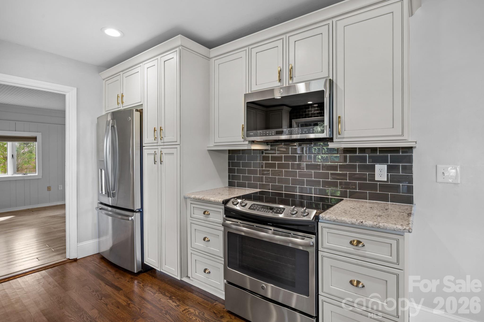 19041 Davidson Concord Road — Davidson