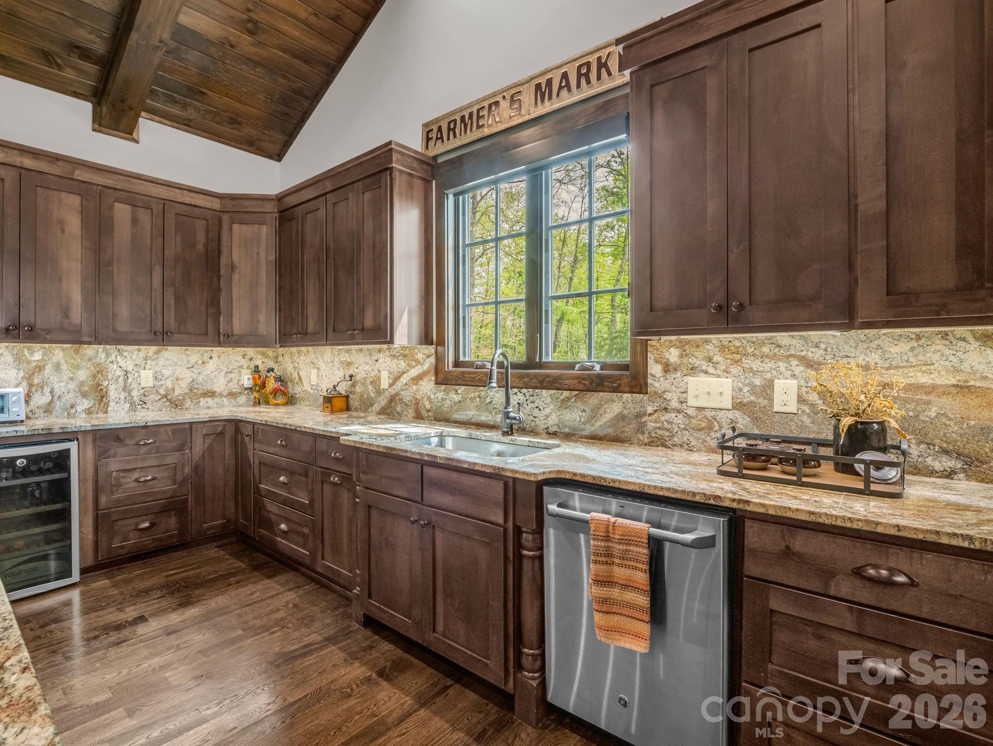 189 Tatanka Trail — Lake Lure