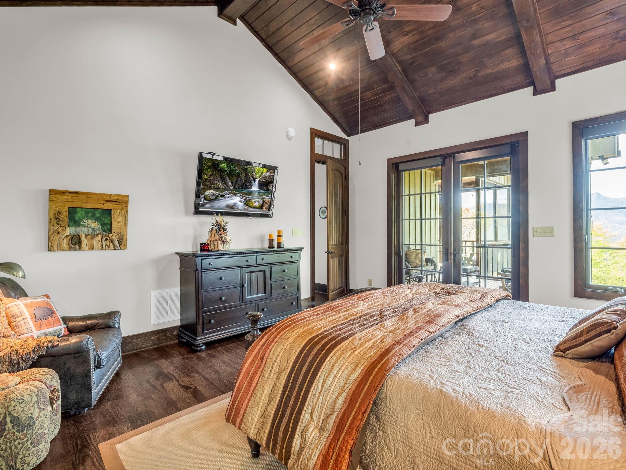 189 Tatanka Trail — Lake Lure