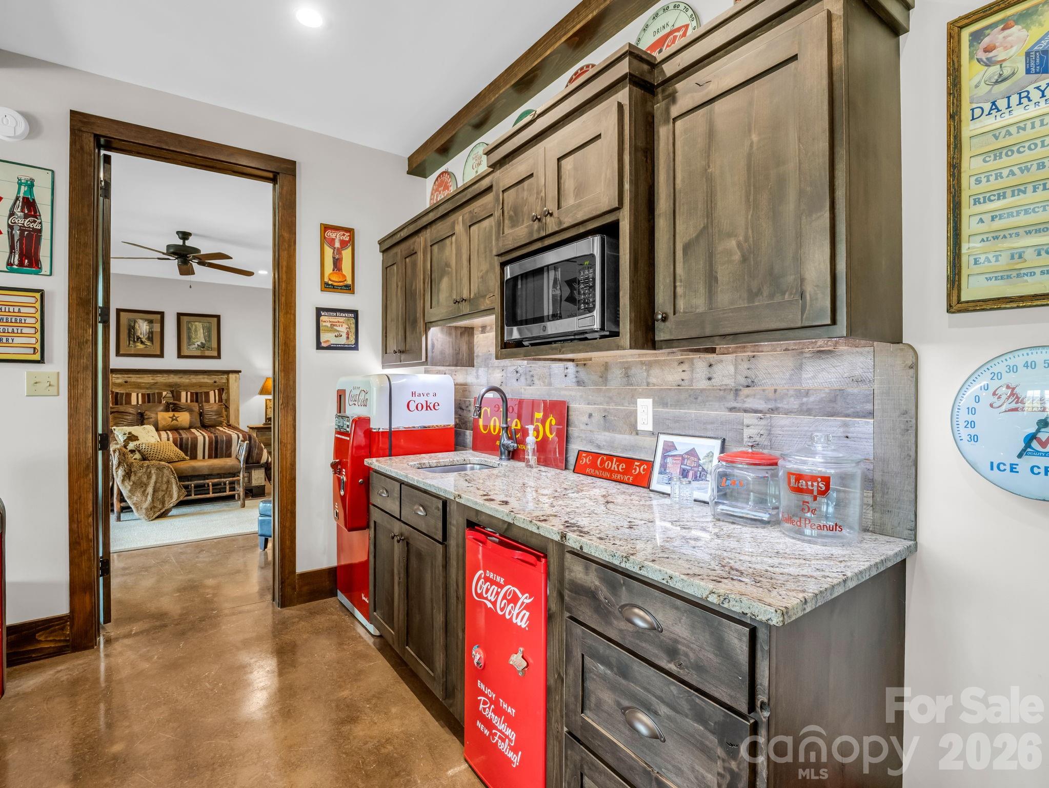 189 Tatanka Trail — Lake Lure