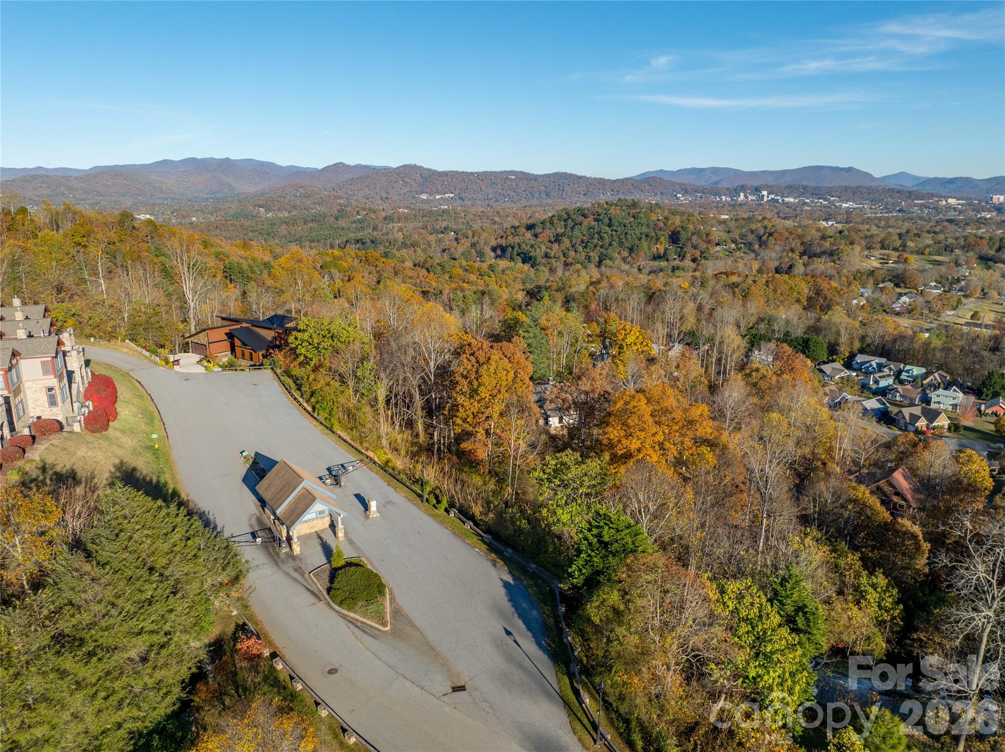 41 Ben Lippen School Road — Asheville