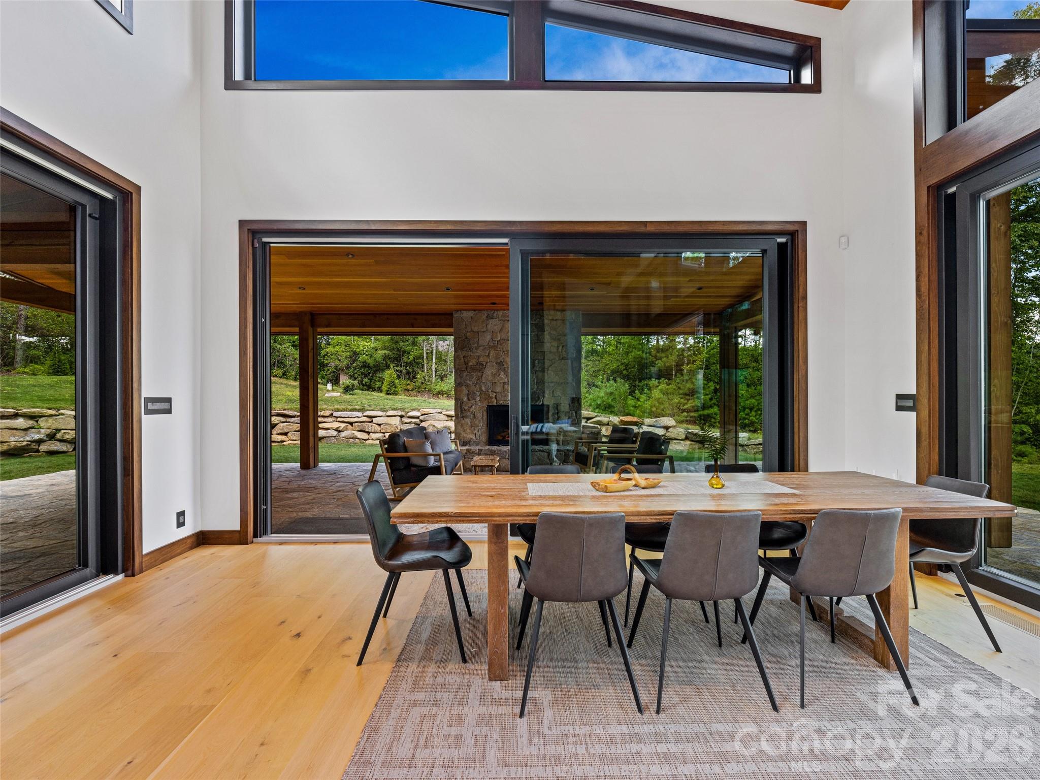 30 Banks Lane — Brevard