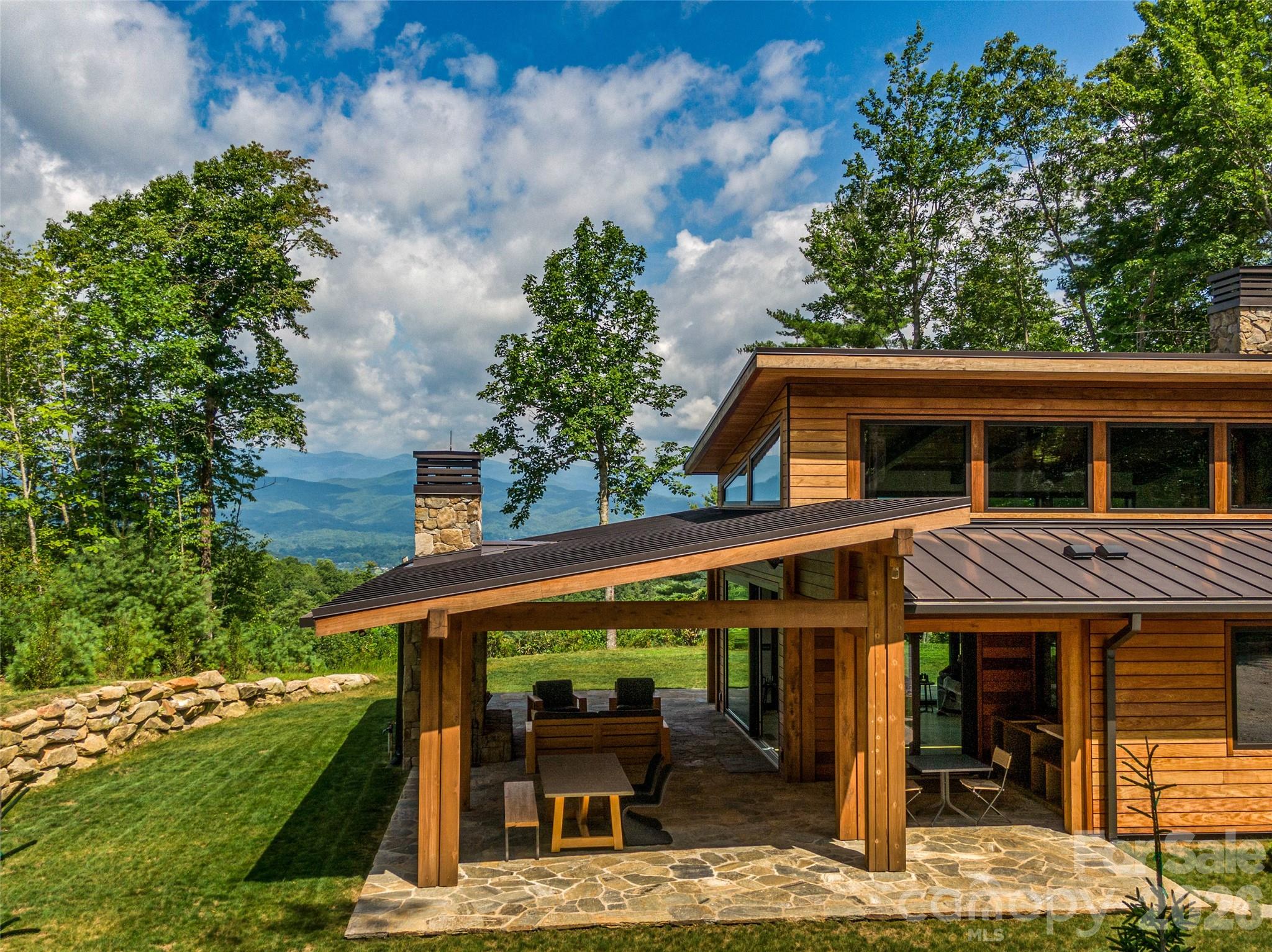 30 Banks Lane — Brevard