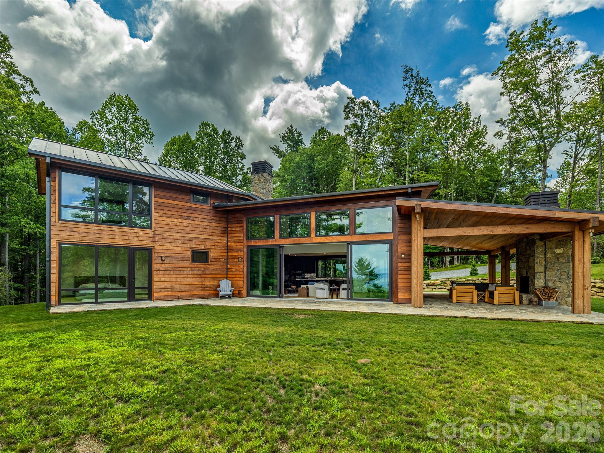 30 Banks Lane — Brevard