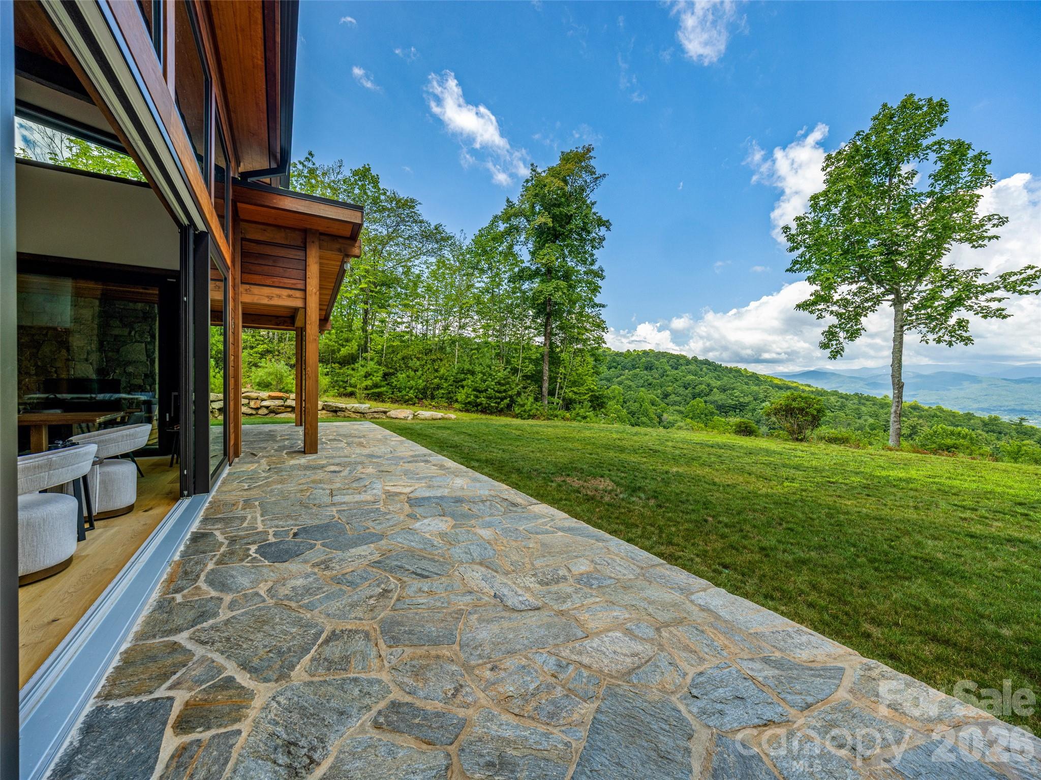 30 Banks Lane — Brevard