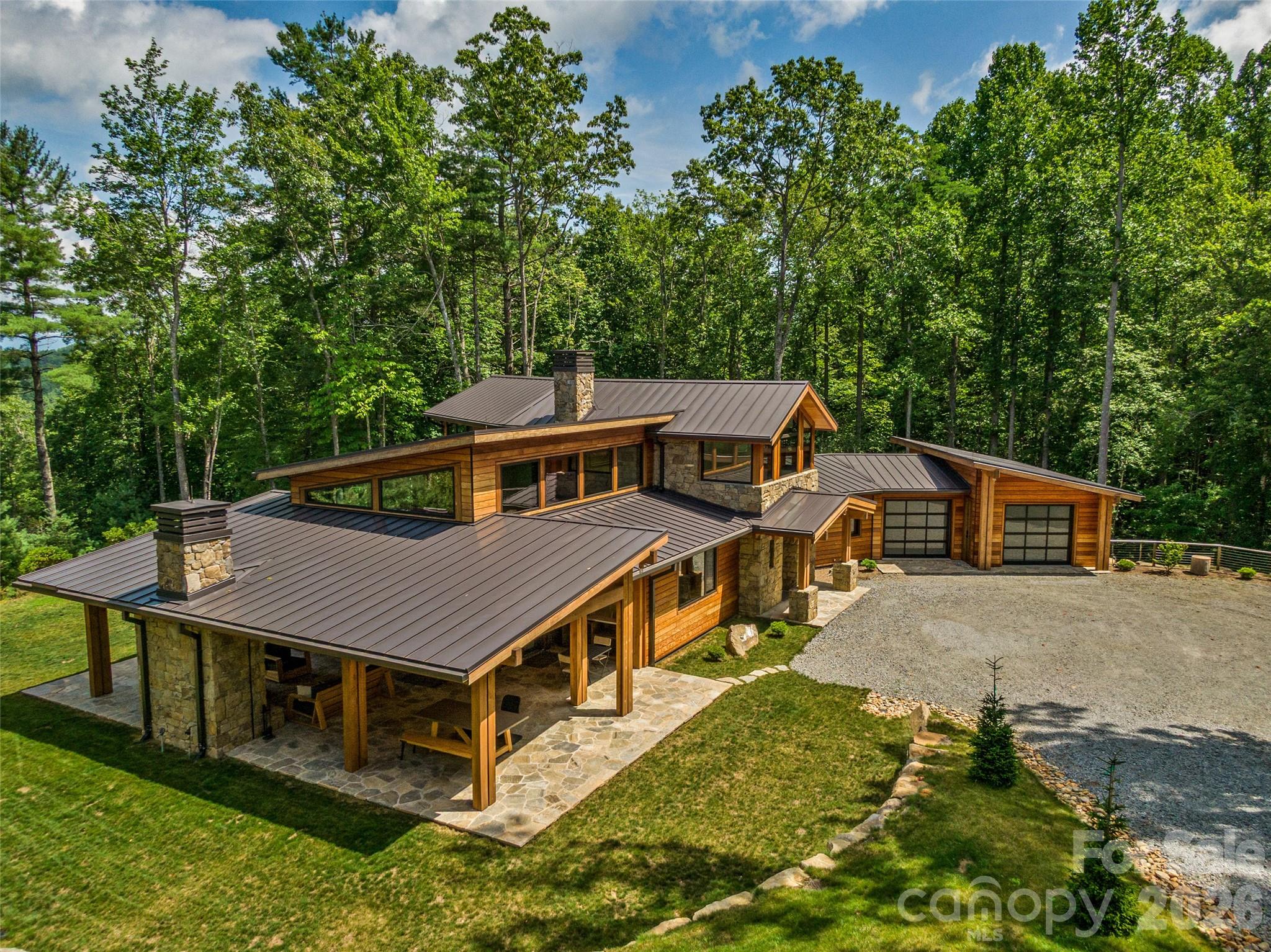 30 Banks Lane — Brevard