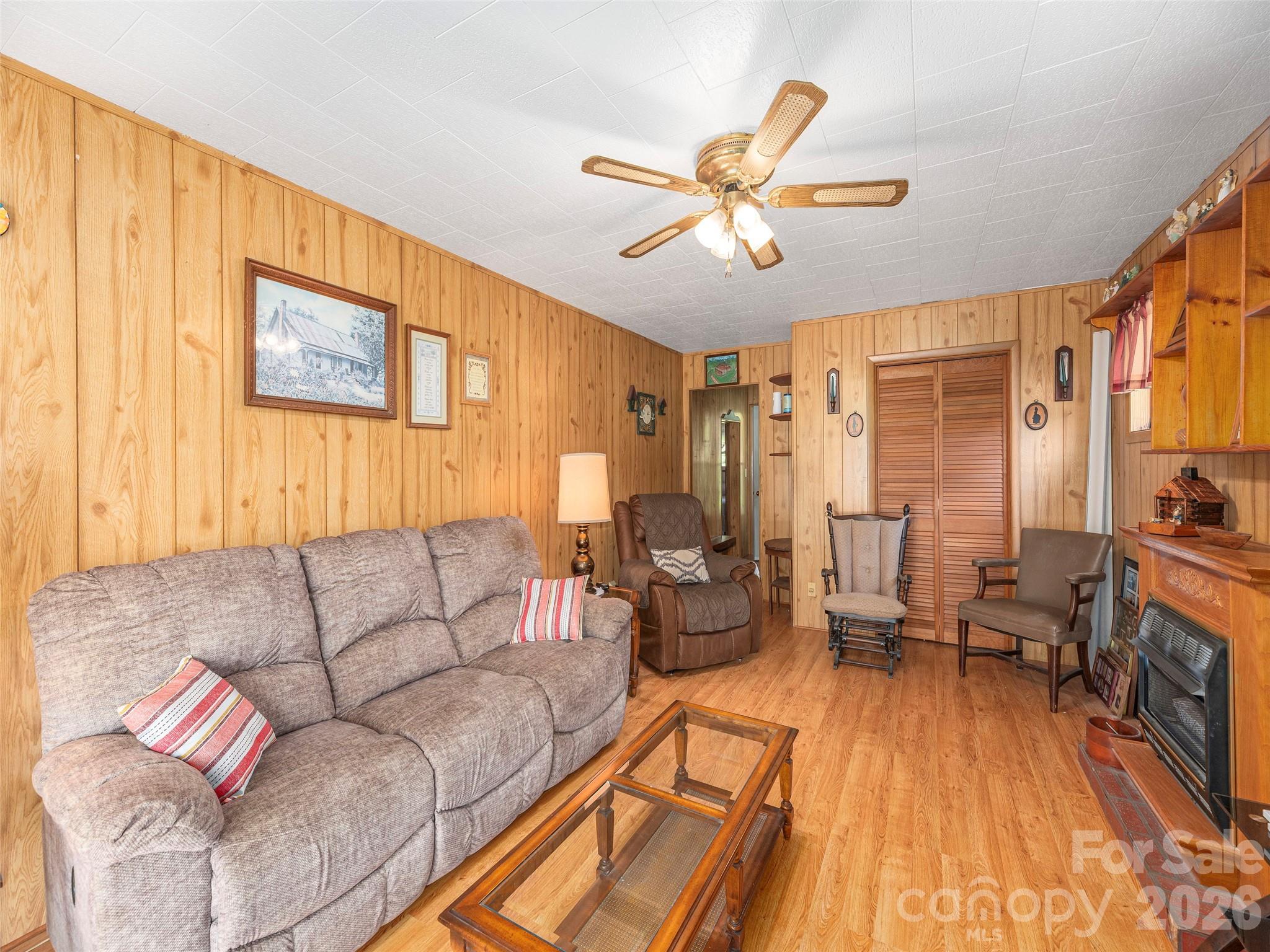 17 Mustang Lane — Waynesville