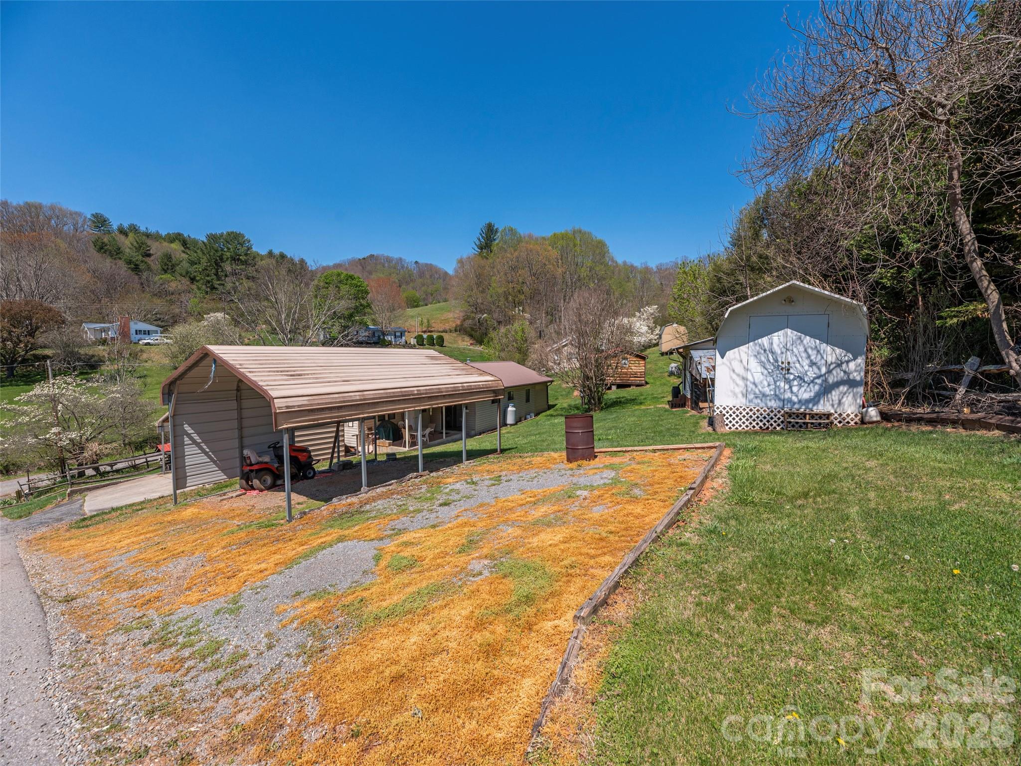 17 Mustang Lane — Waynesville