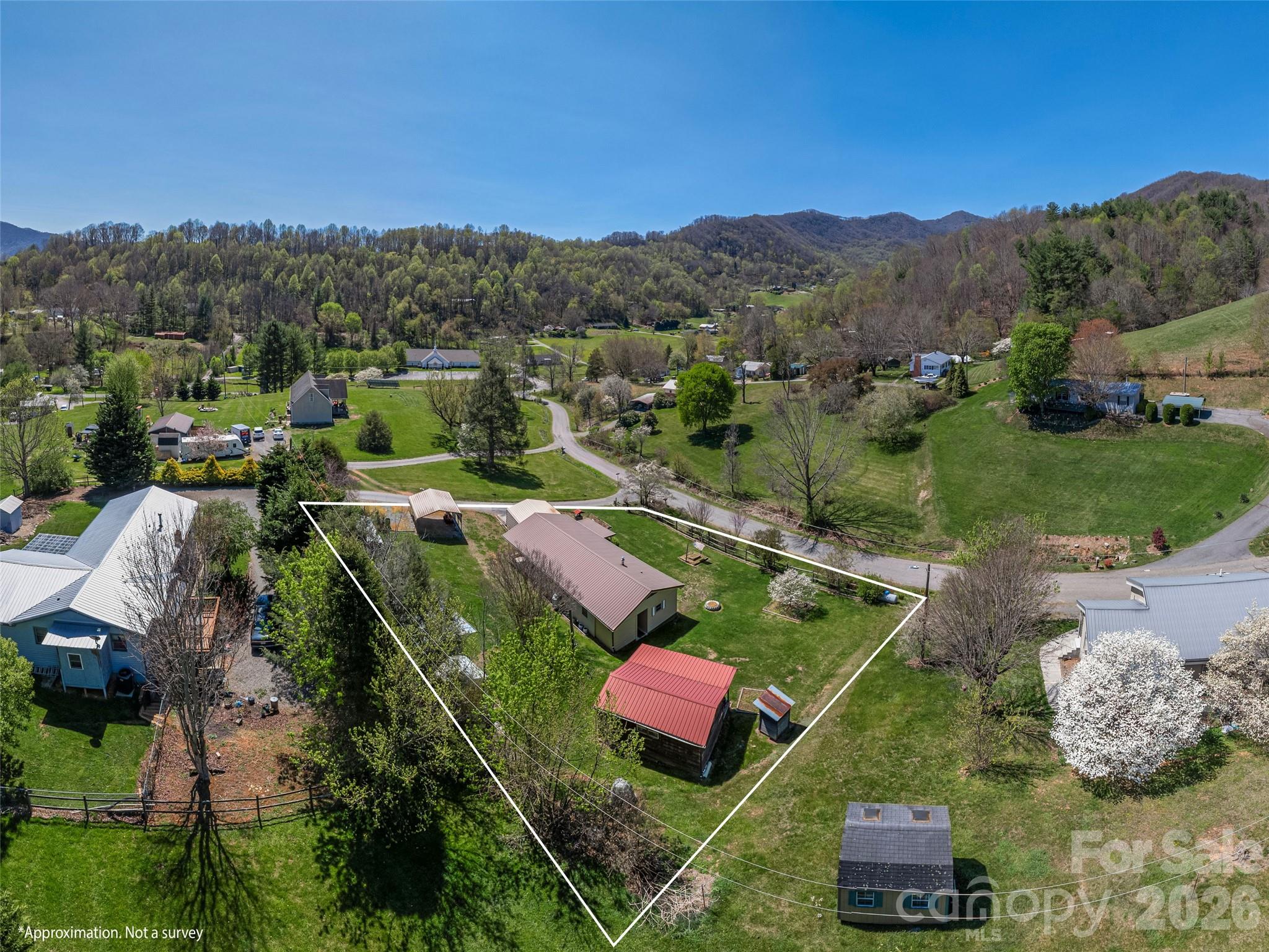 17 Mustang Lane — Waynesville
