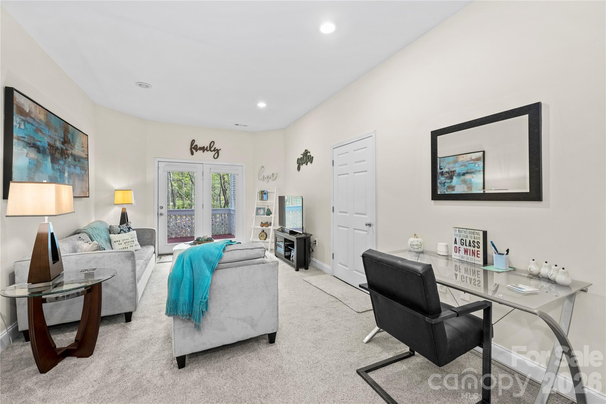 483 Heather Marie Drive — Hendersonville