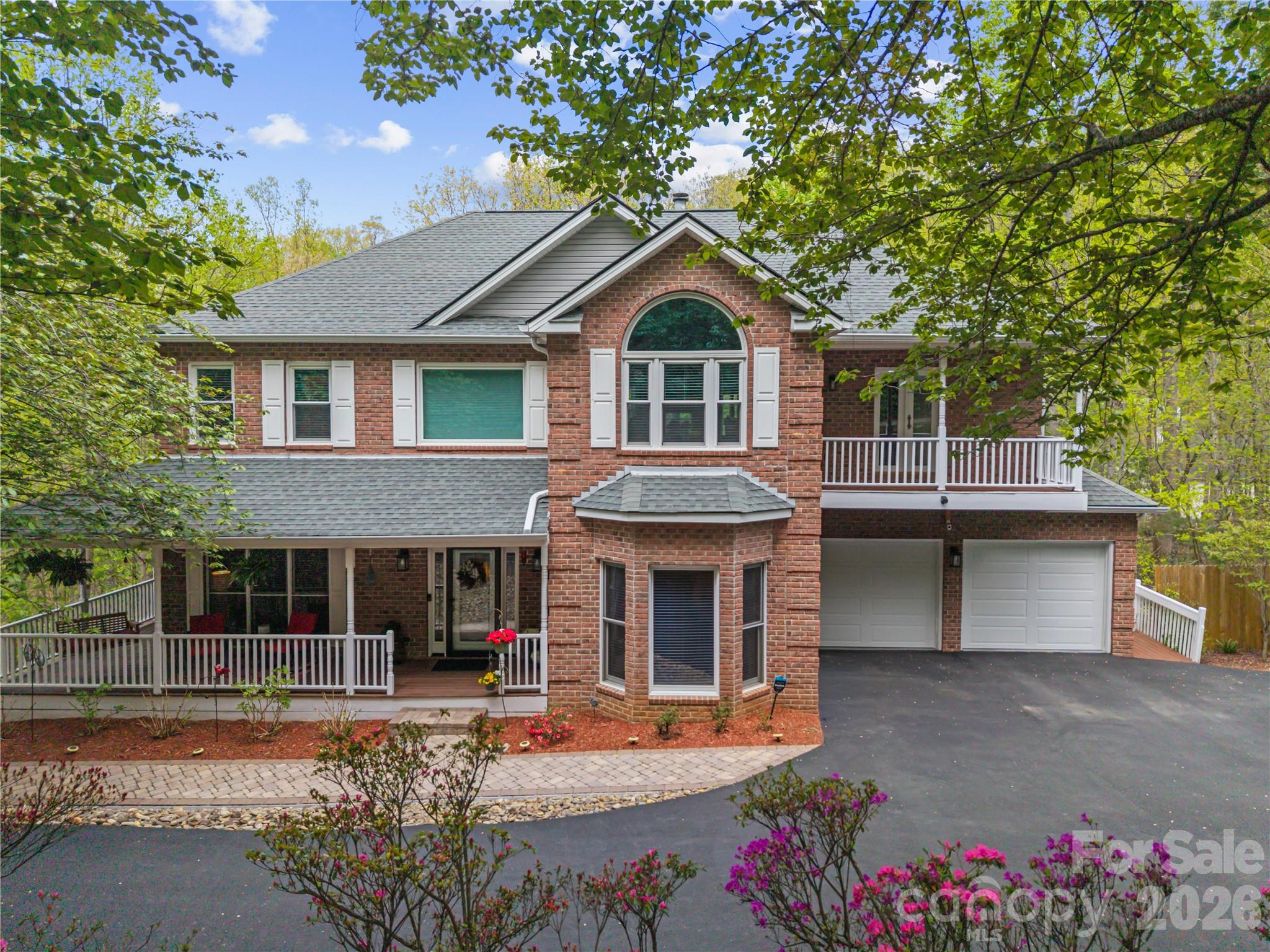 483 Heather Marie Drive — Hendersonville