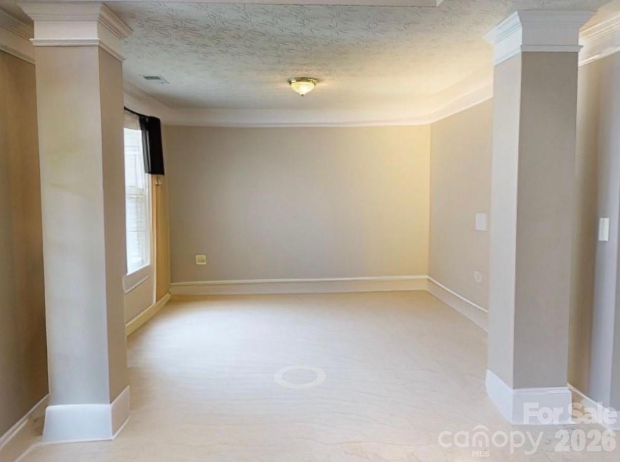 4905 Eagle Creek Drive — Charlotte