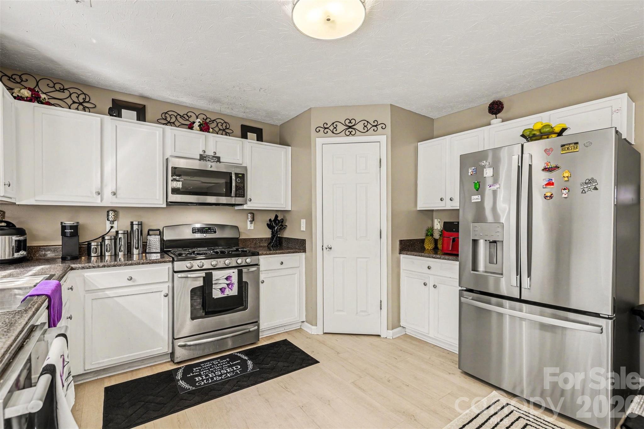 4905 Eagle Creek Drive — Charlotte