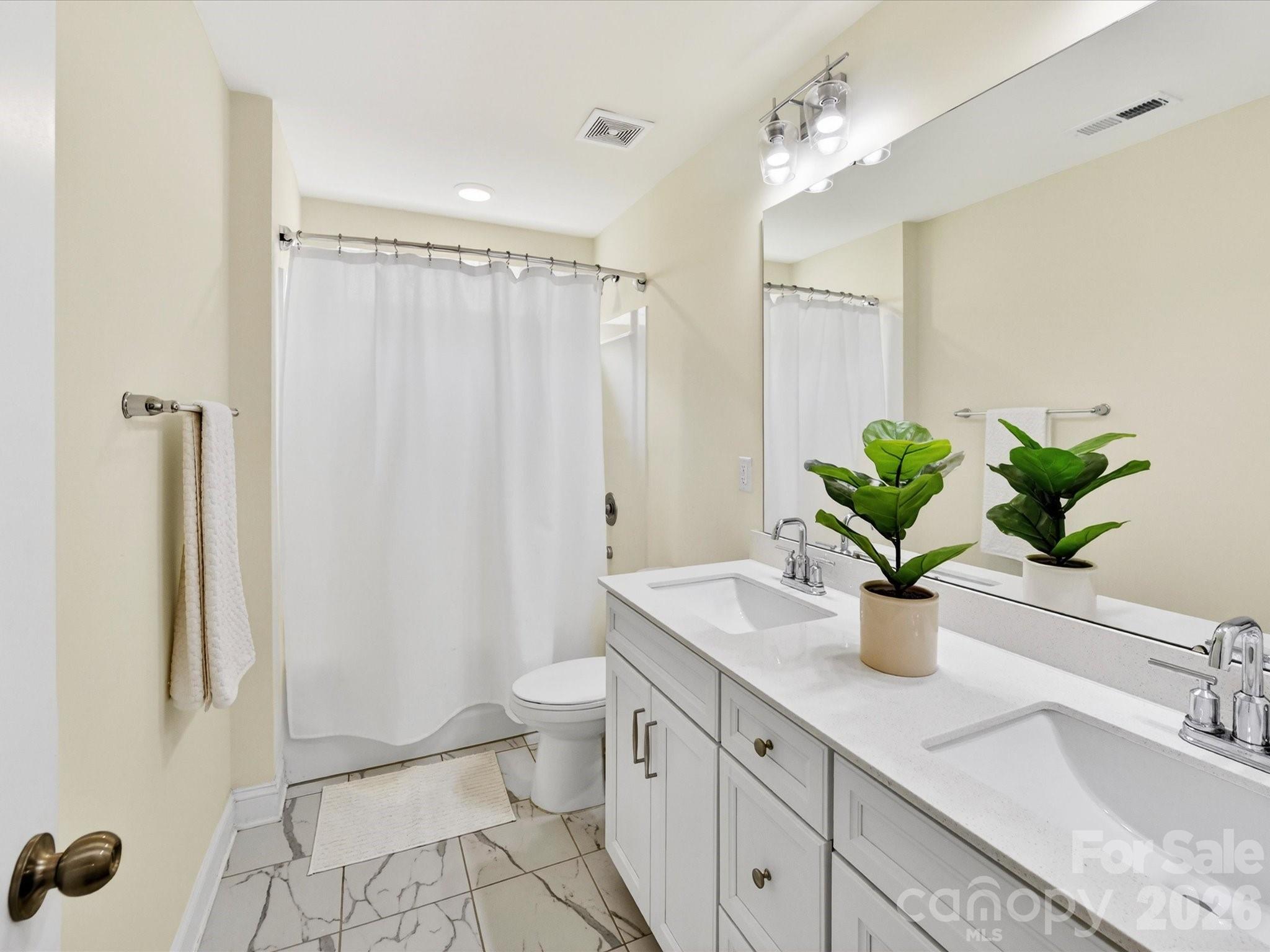 3869 Center Place Drive — Harrisburg