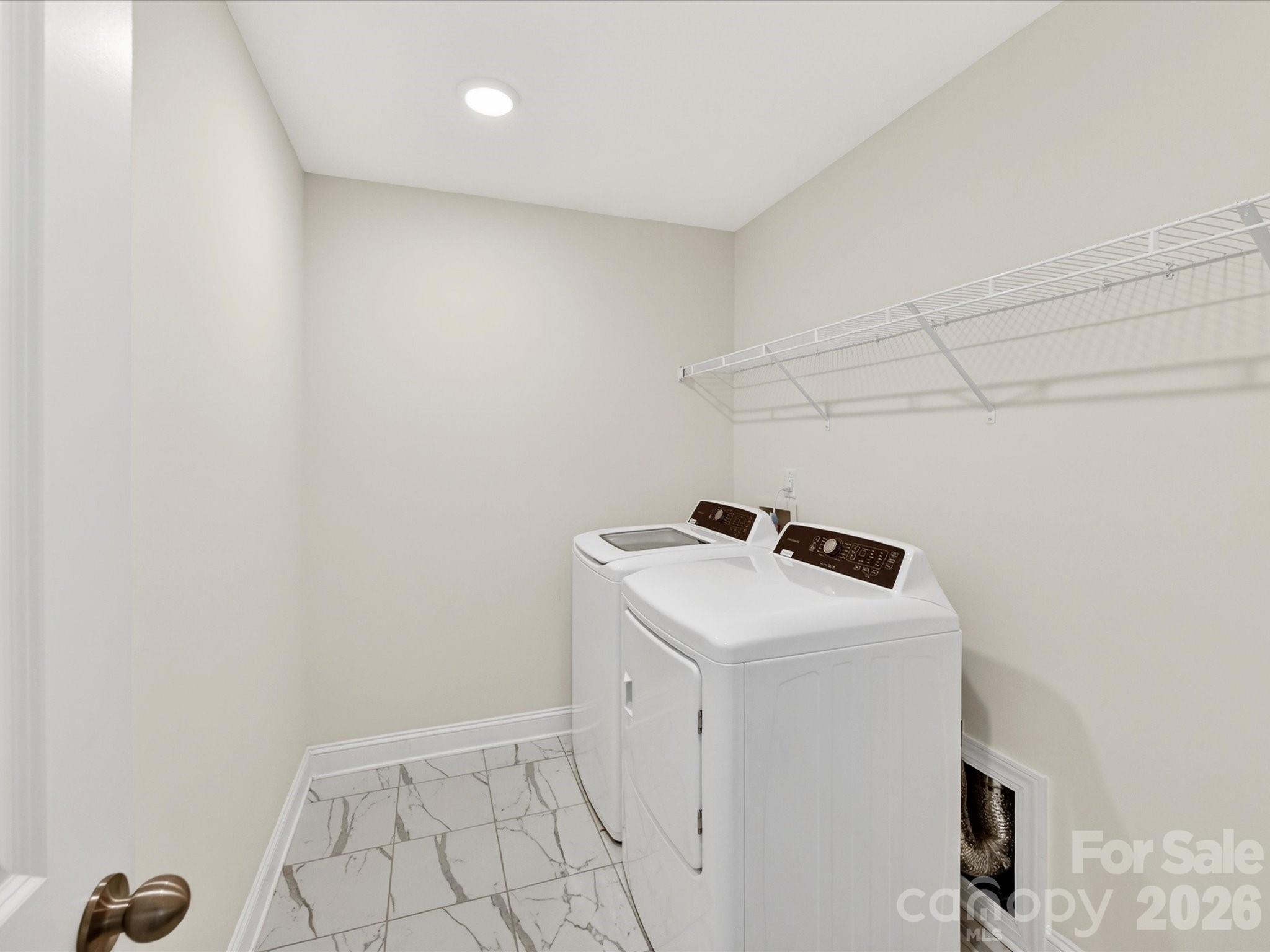 3869 Center Place Drive — Harrisburg