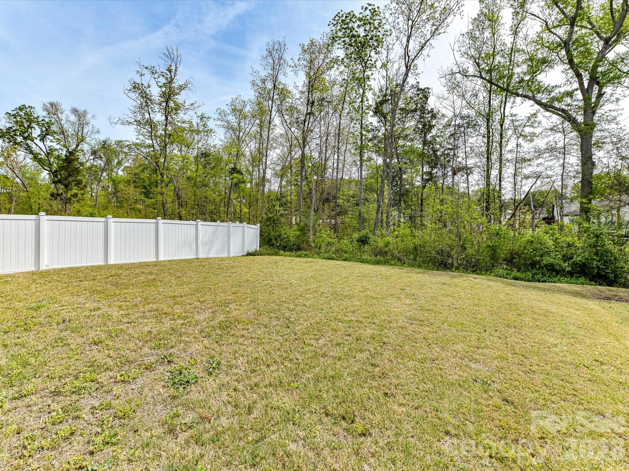 3869 Center Place Drive — Harrisburg