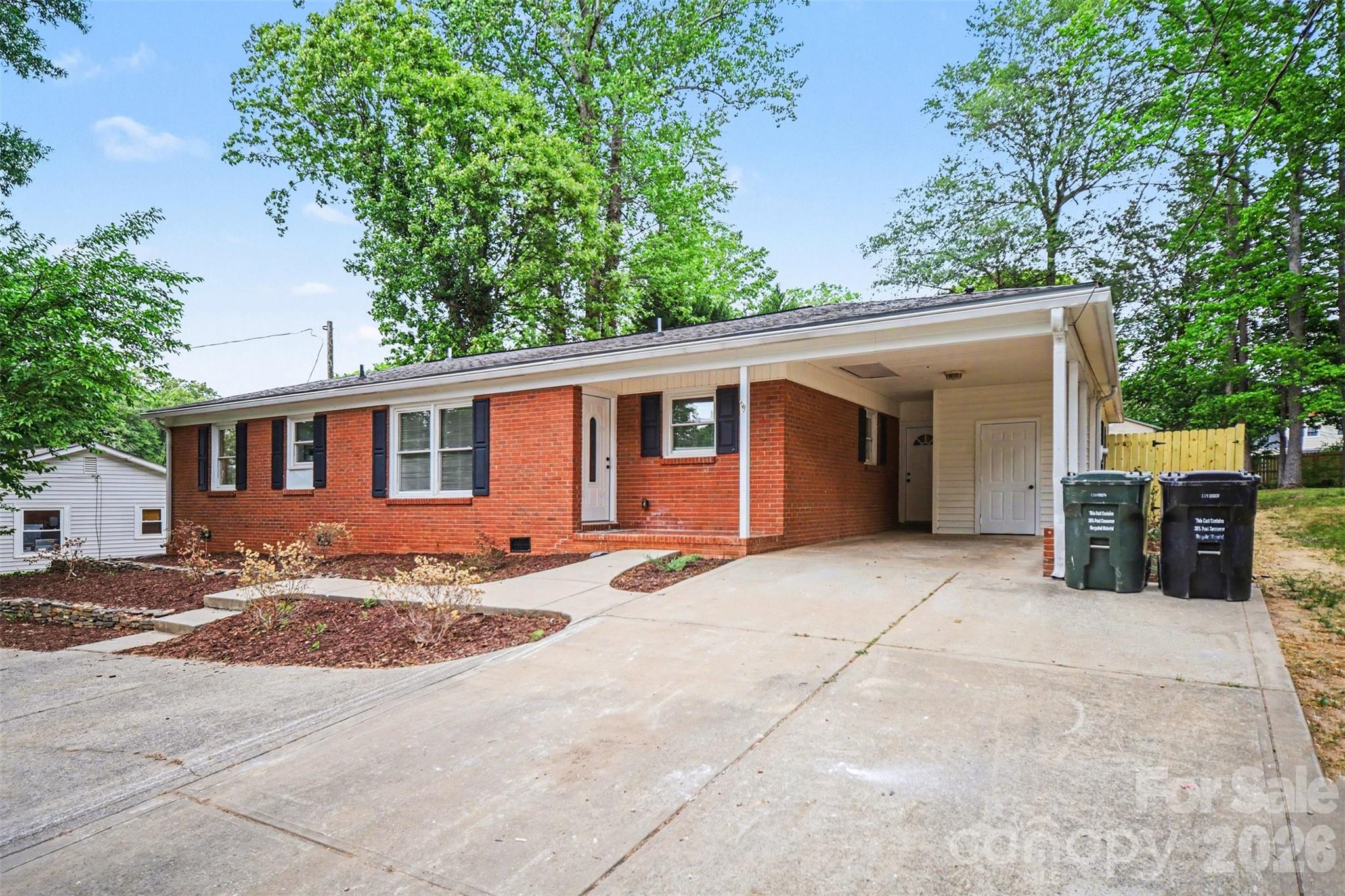 694 Forest Street NW — Concord