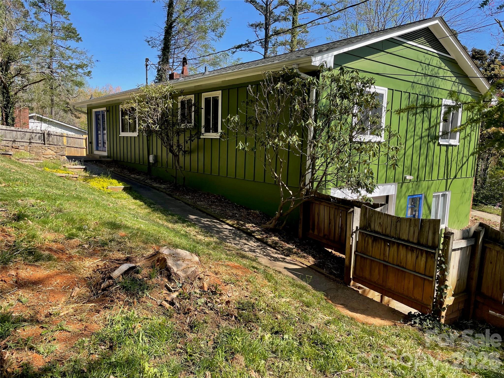 3 Quail Cove Road — Asheville