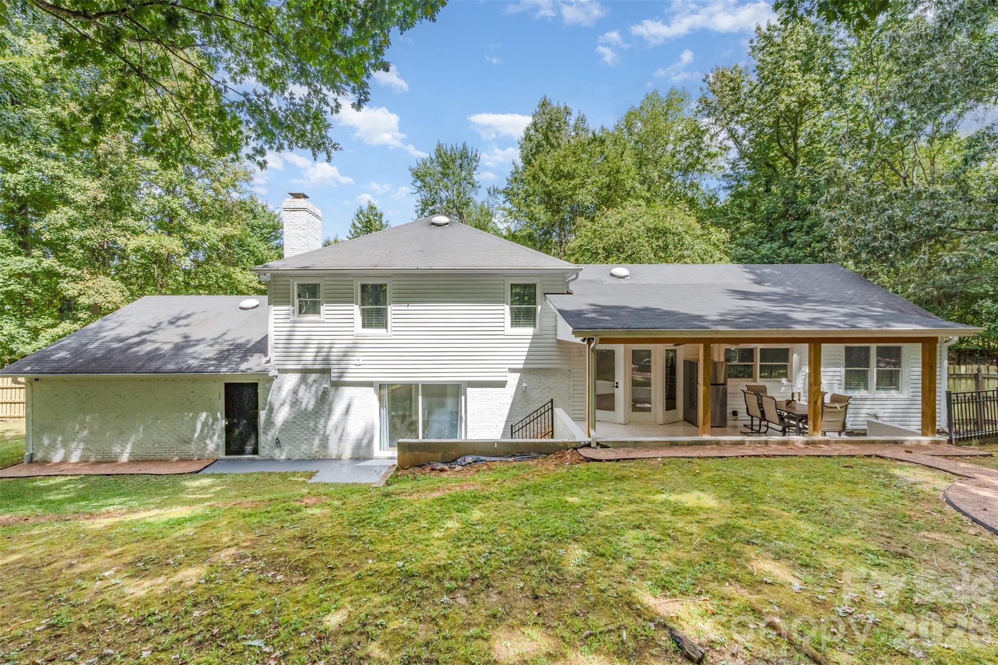 4501 Brookwood Road — Charlotte