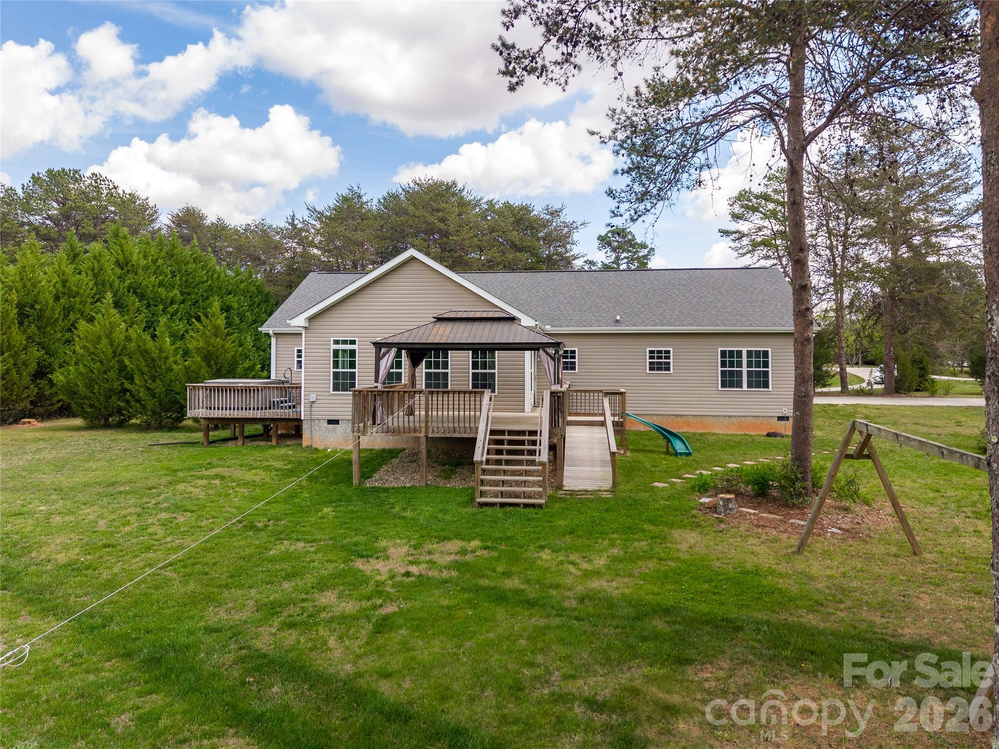 2500 S Blackstock Road — Landrum
