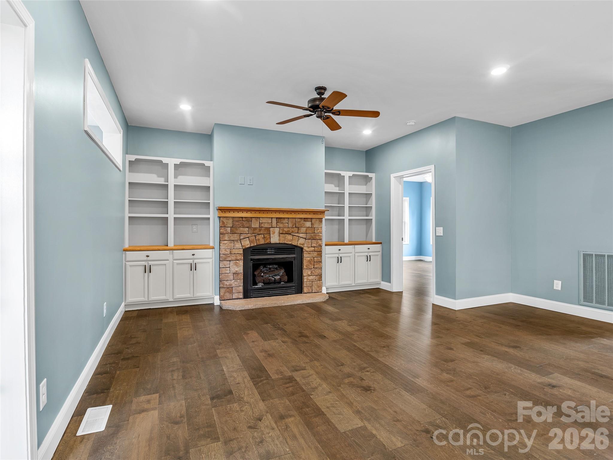 2500 S Blackstock Road — Landrum