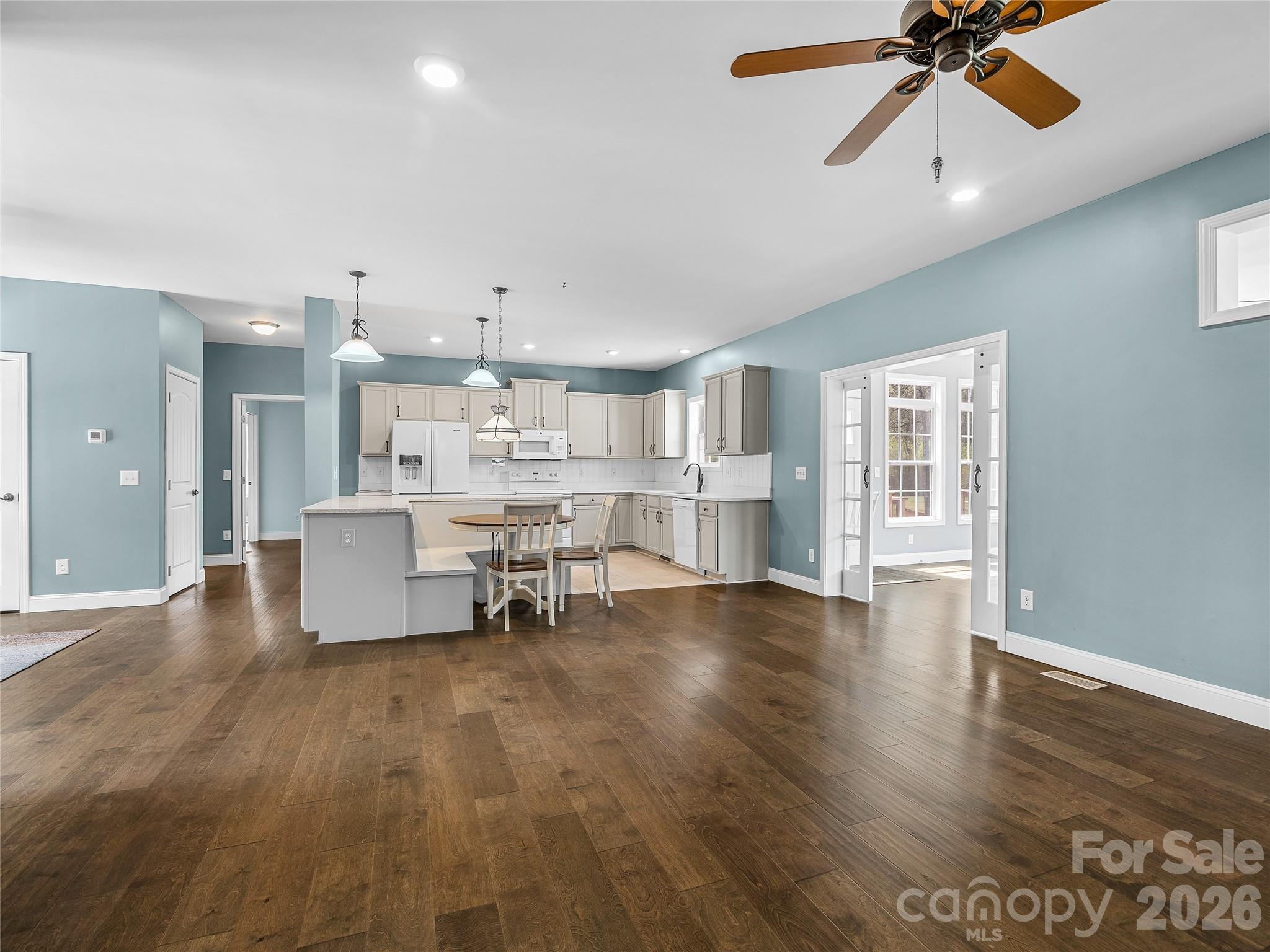 2500 S Blackstock Road — Landrum