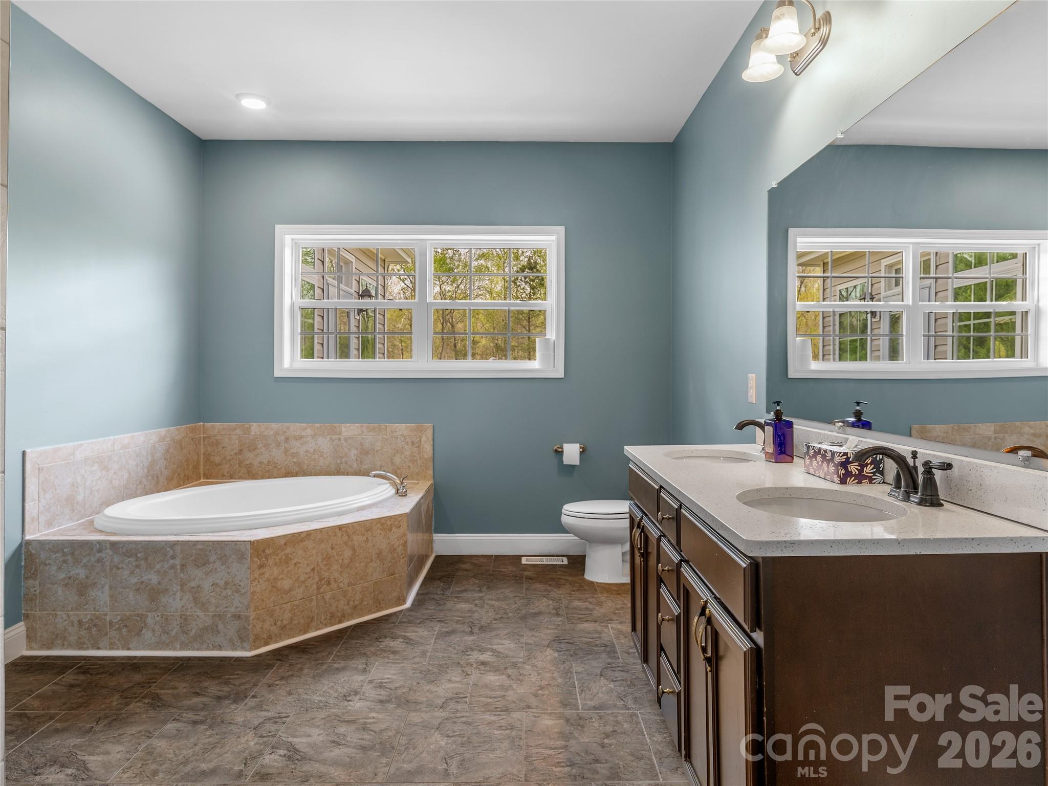 2500 S Blackstock Road — Landrum