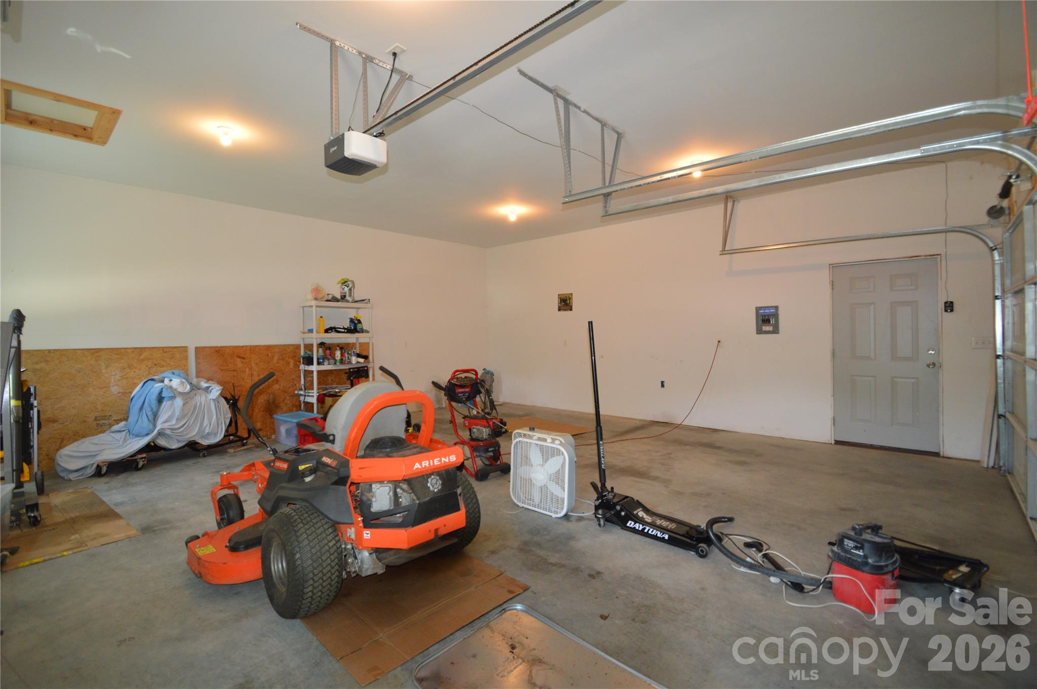 2500 S Blackstock Road — Landrum