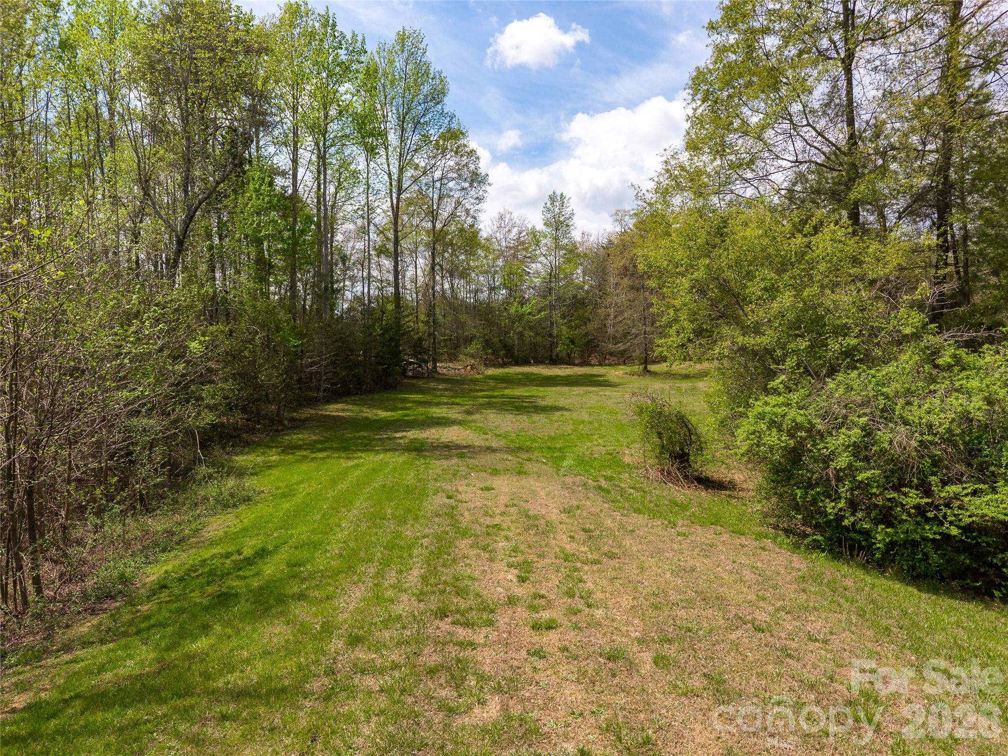 2500 S Blackstock Road — Landrum