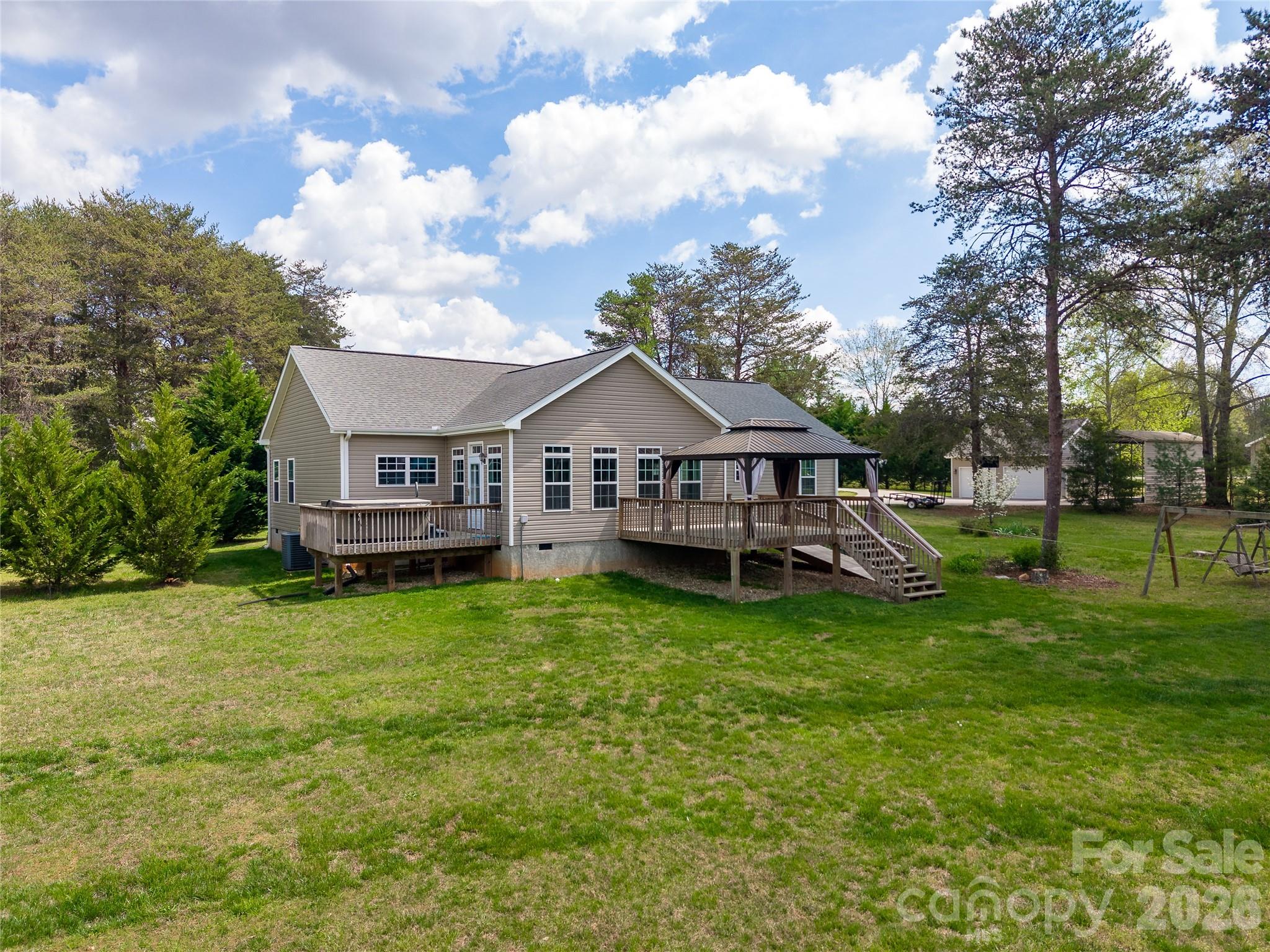 2500 S Blackstock Road — Landrum
