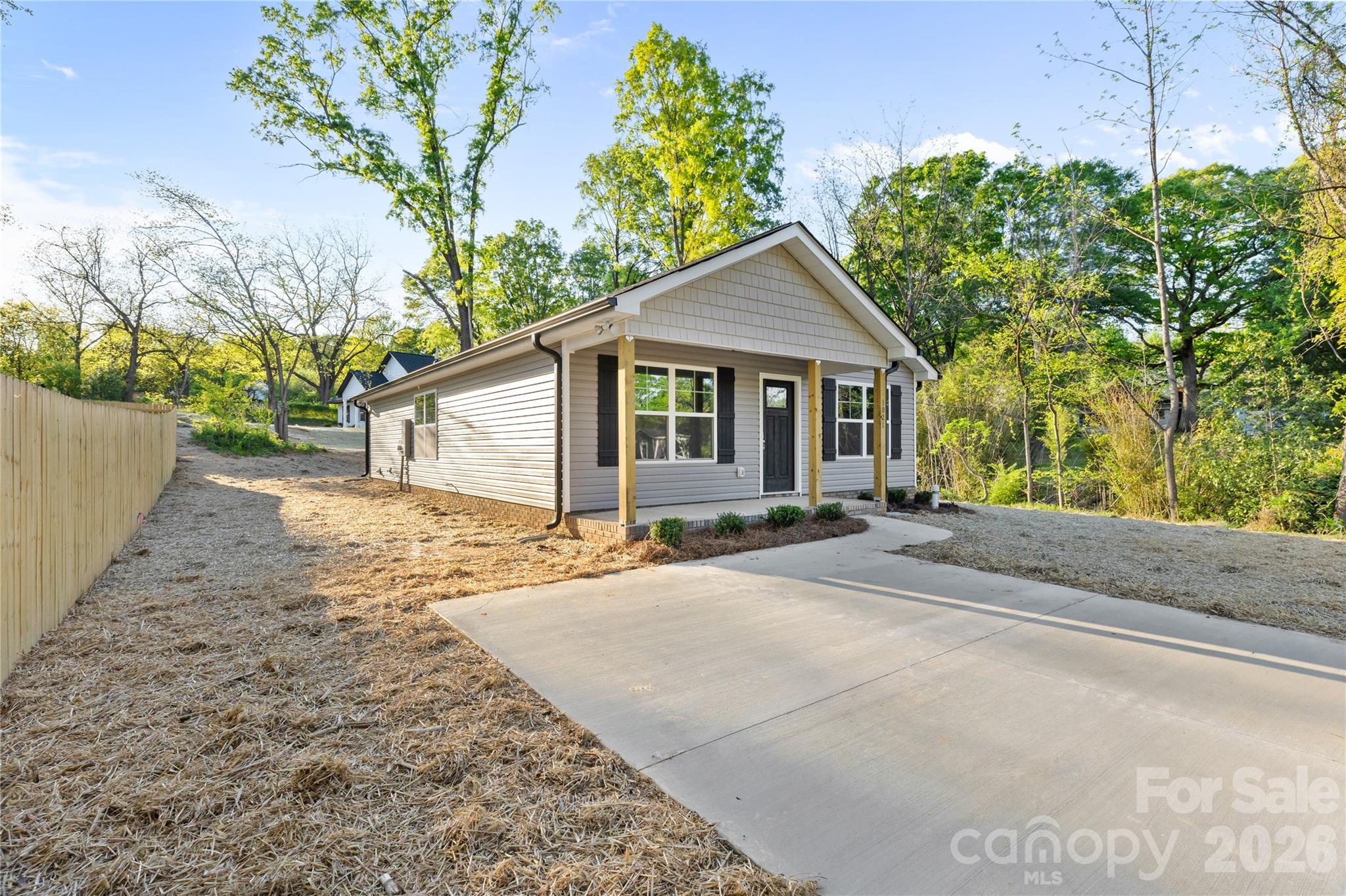 1021 E 10th Street — Kannapolis