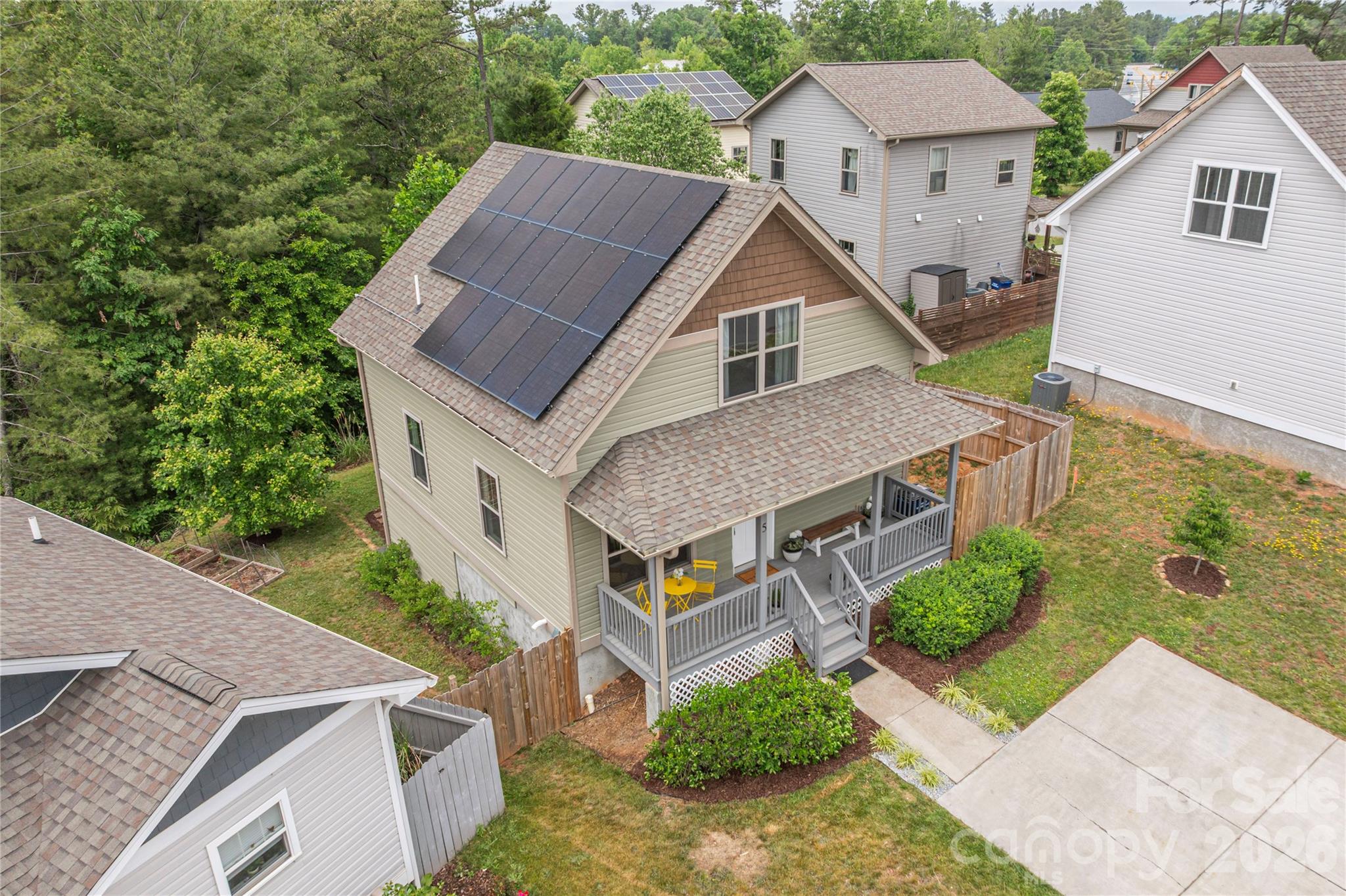 5 Declan Drive — Weaverville