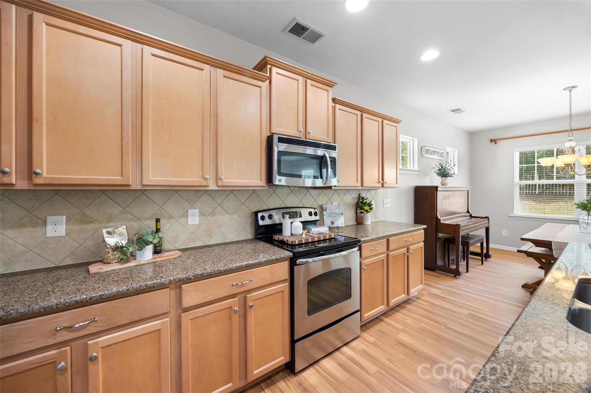 1521 Deer Meadows Drive — Waxhaw