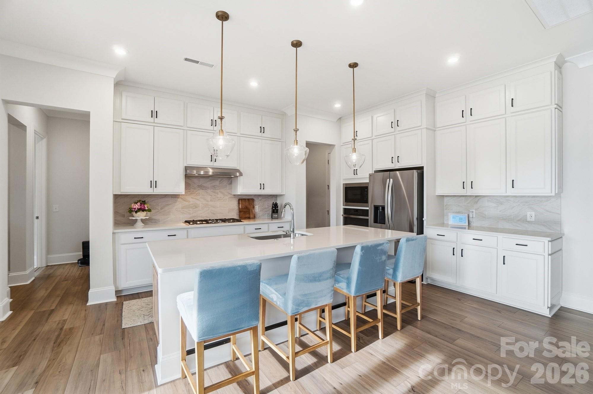 805 Lakeforest Drive — Belmont