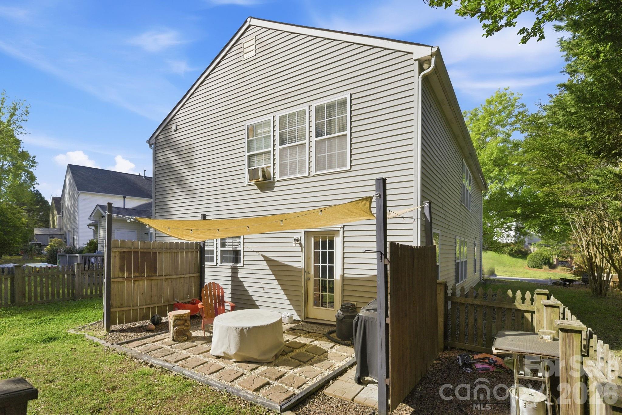 2028 Harrison Park Drive — Waxhaw
