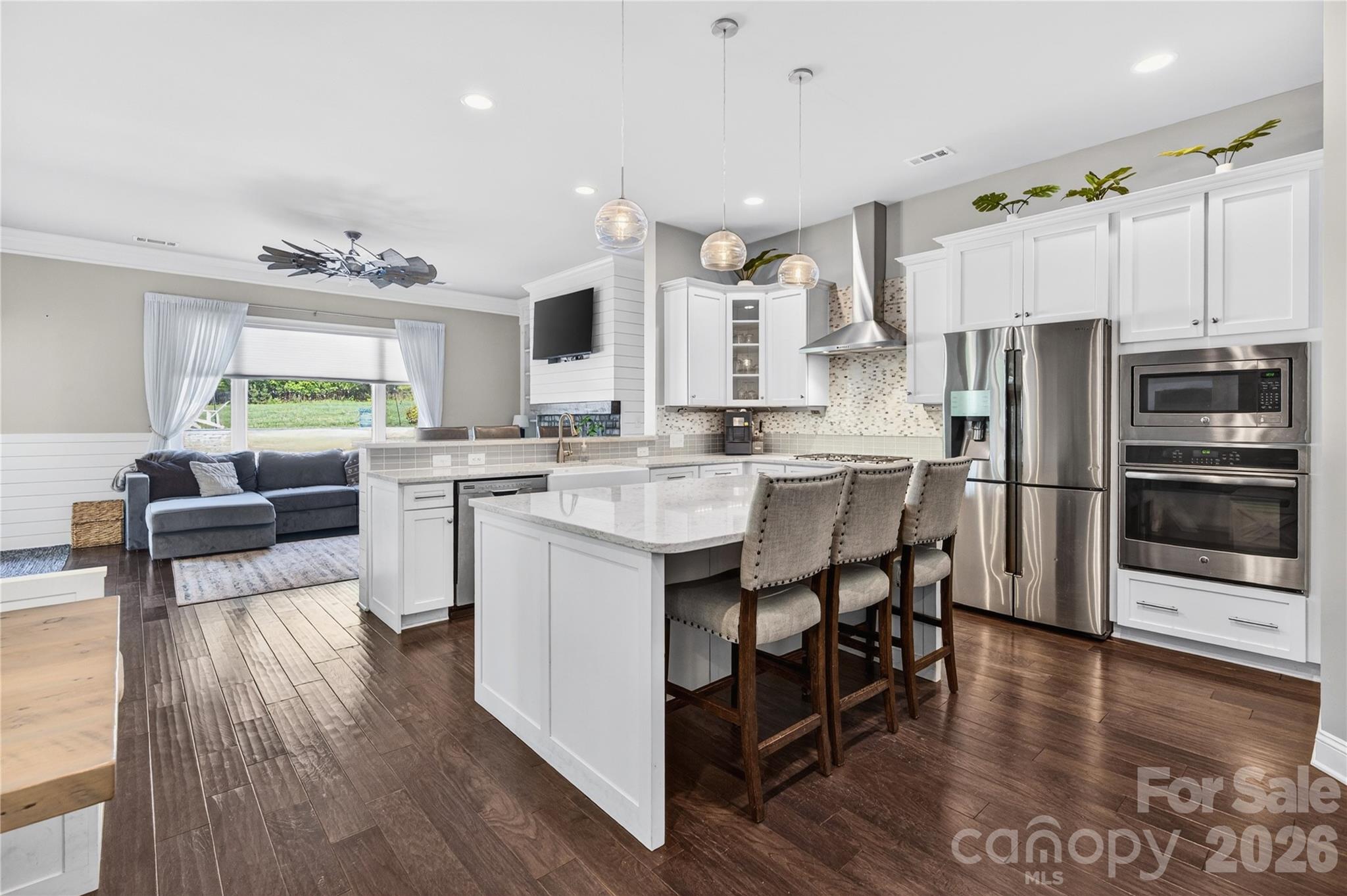 121 Leeward Shoals Lane — Mooresville