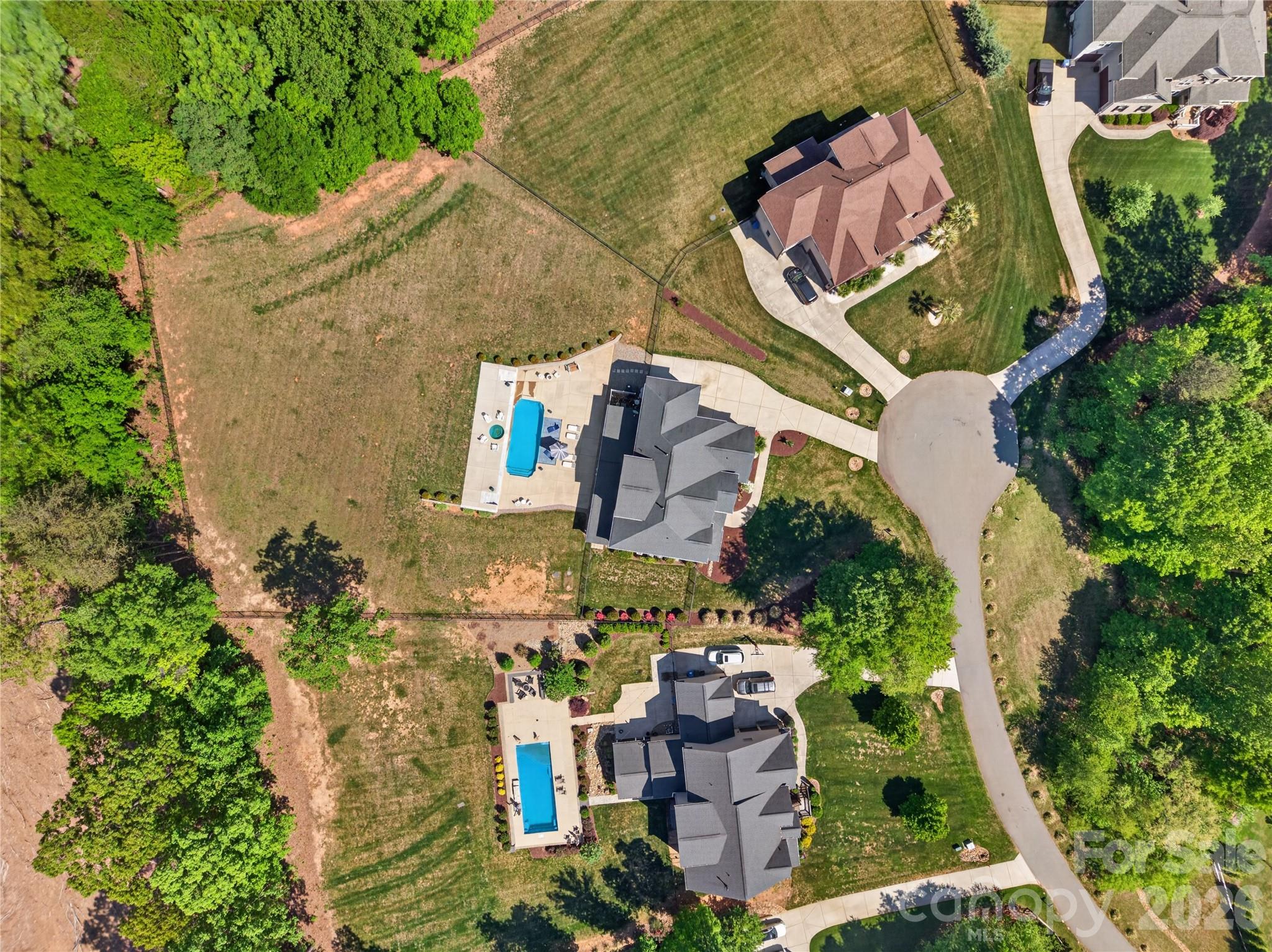 121 Leeward Shoals Lane — Mooresville