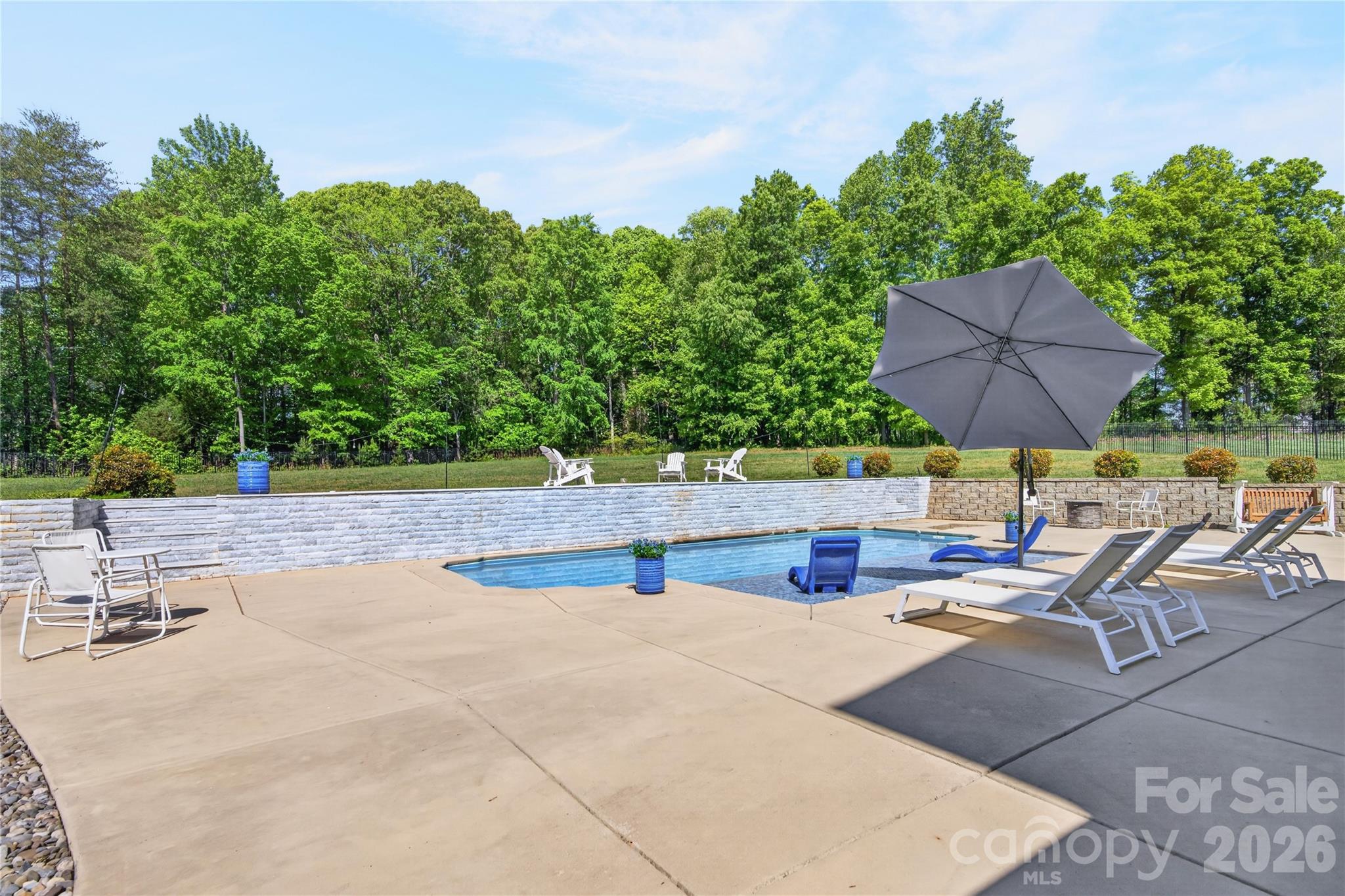 121 Leeward Shoals Lane — Mooresville