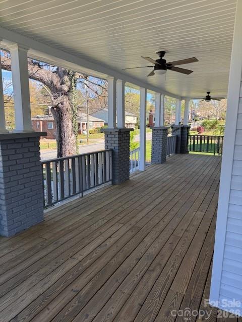 806 4th Street Drive NW — Hickory